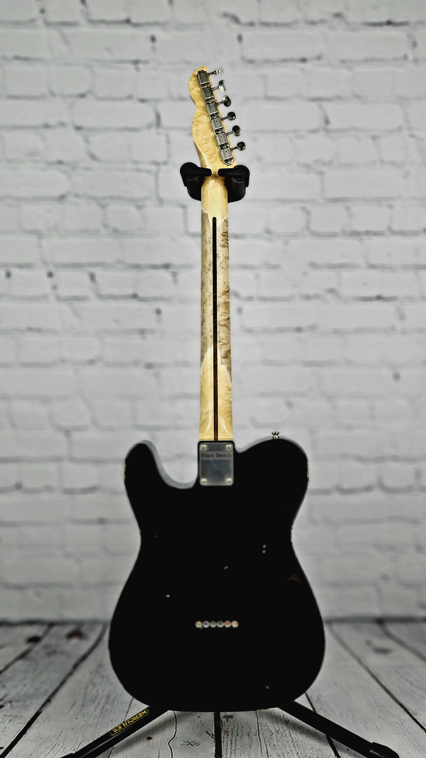 LSL Instruments T Bone 6 String Electric Guitar Light/Med. Distress Gloss Black