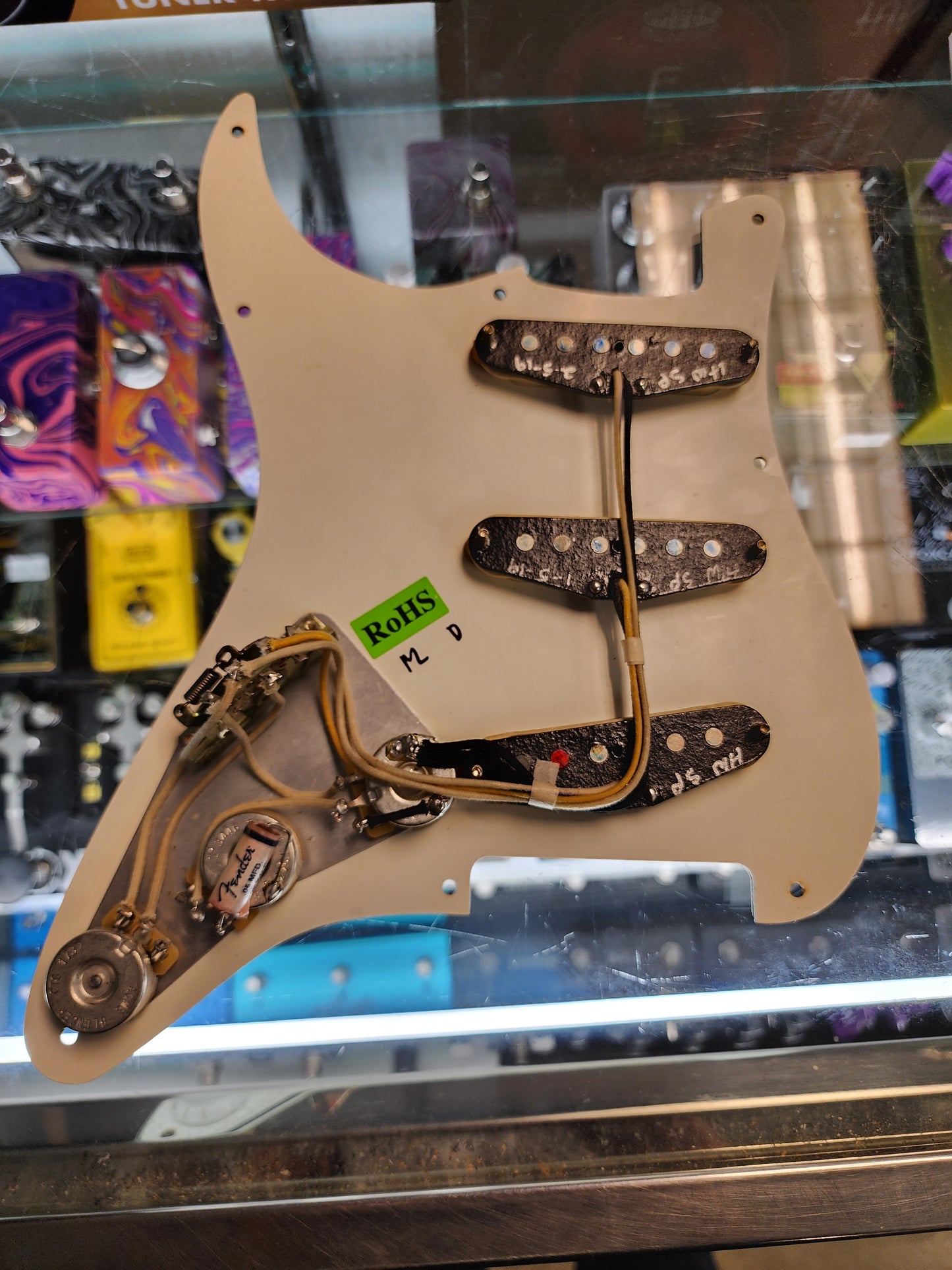 USED Fender Custom Shop Stratocaster Tomatillo 4A Roasted Flame Maple Neck Sunburst