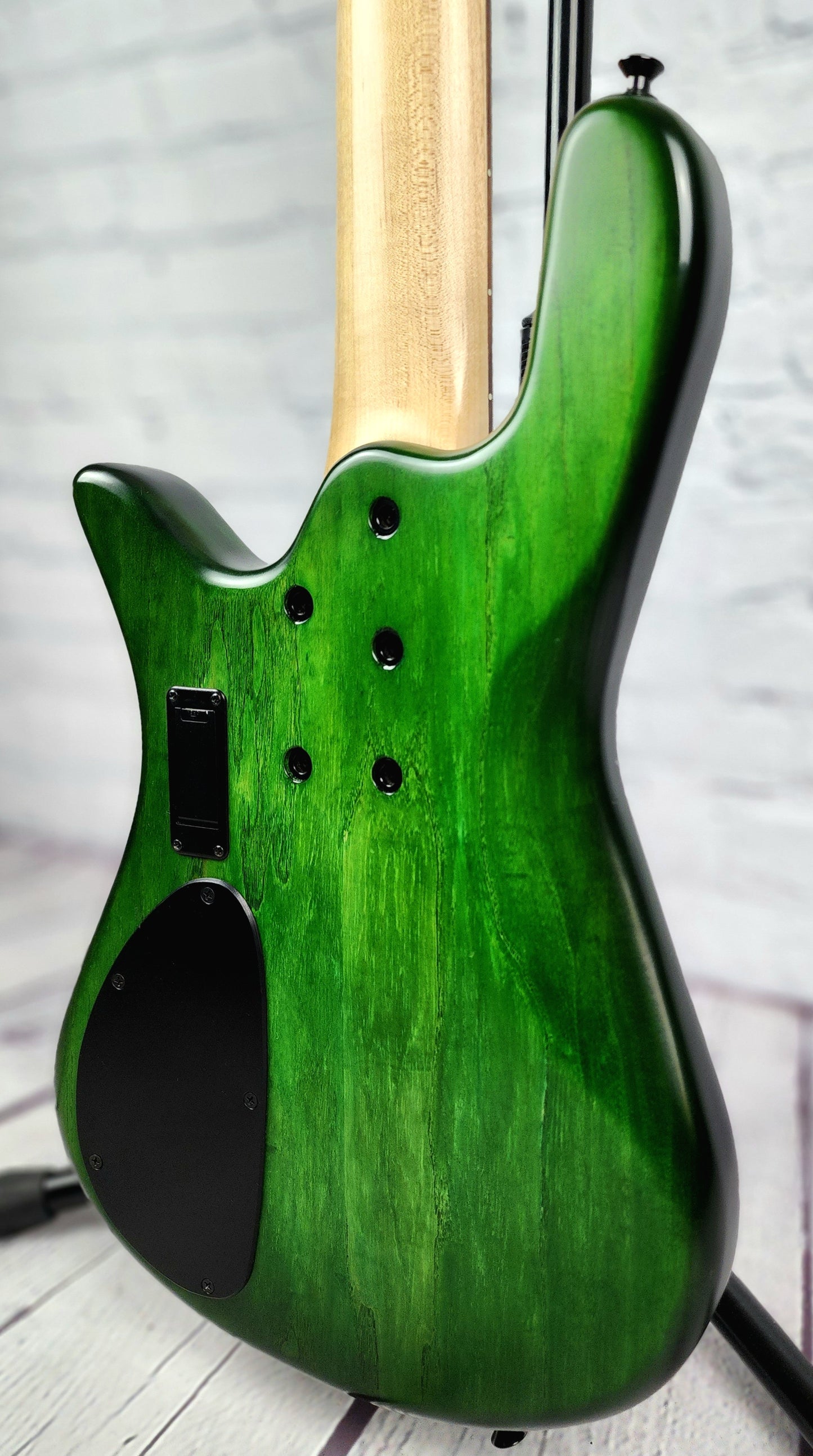 USED Spector USA NS5-H2 5 String Bass Quilt Maple Green Matte