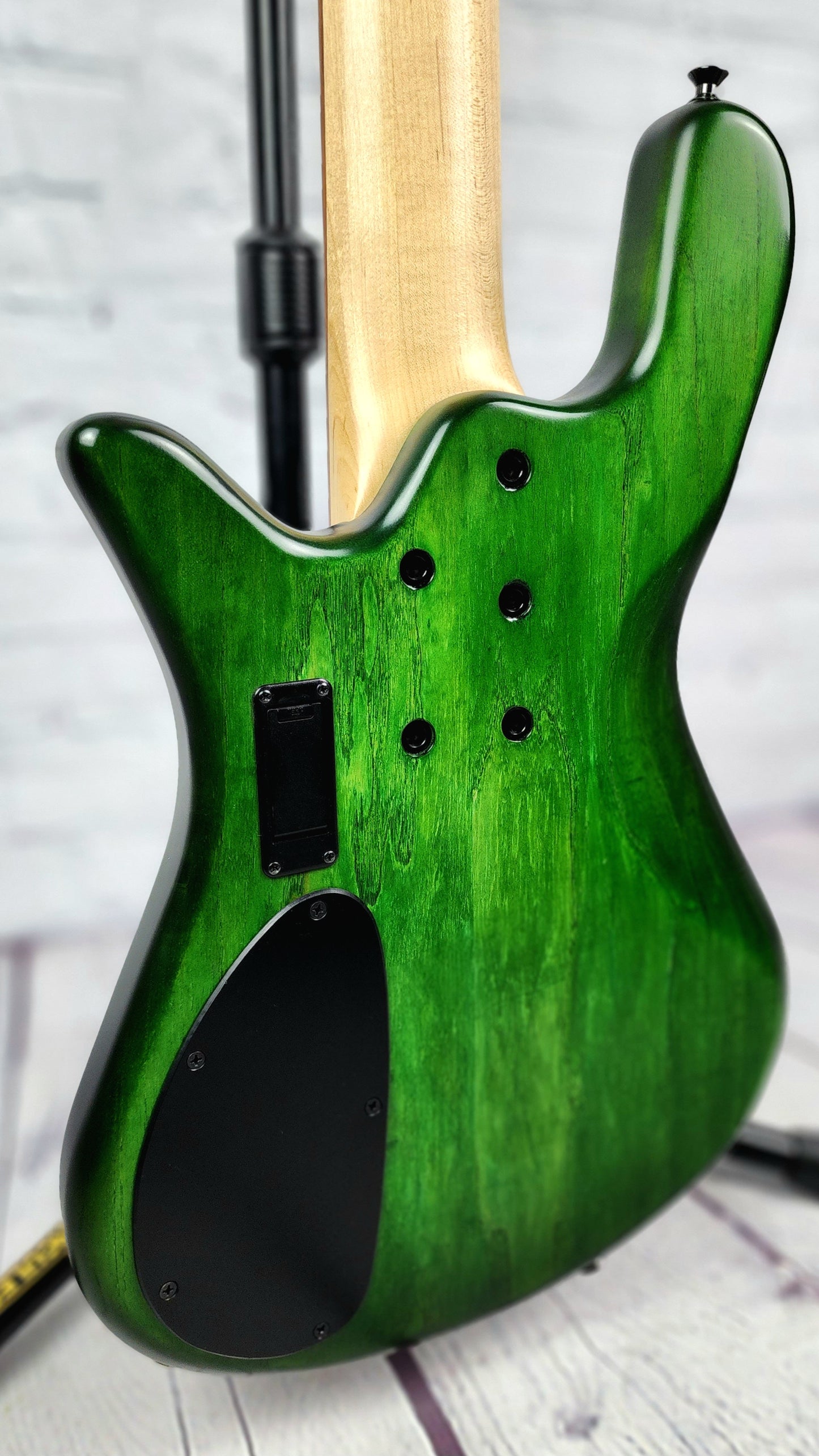 USED Spector USA NS5-H2 5 String Bass Quilt Maple Green Matte