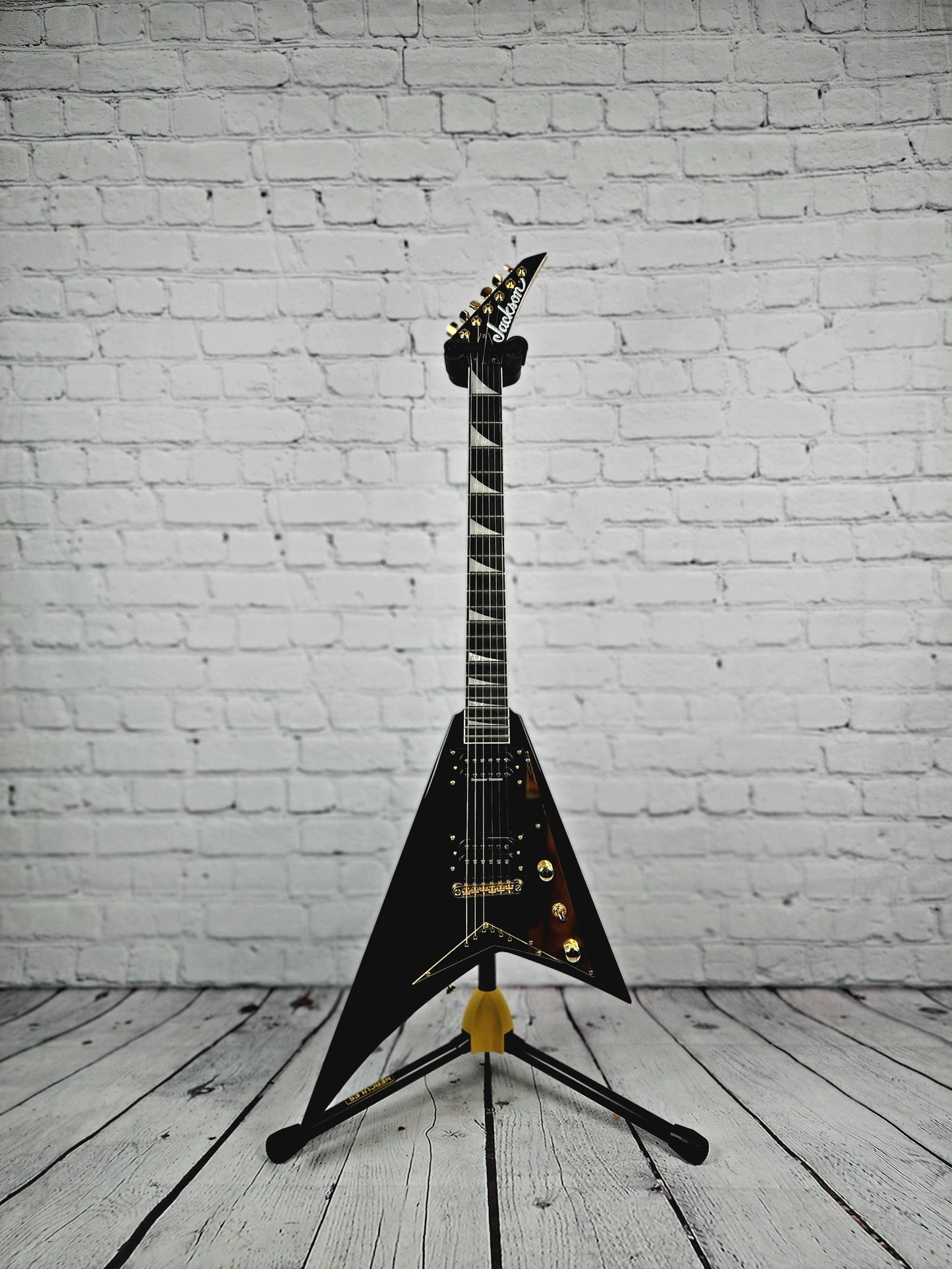 USED Jackson Pro RRT-5 Randy Rhoads V Electric Guitar Gloss Black