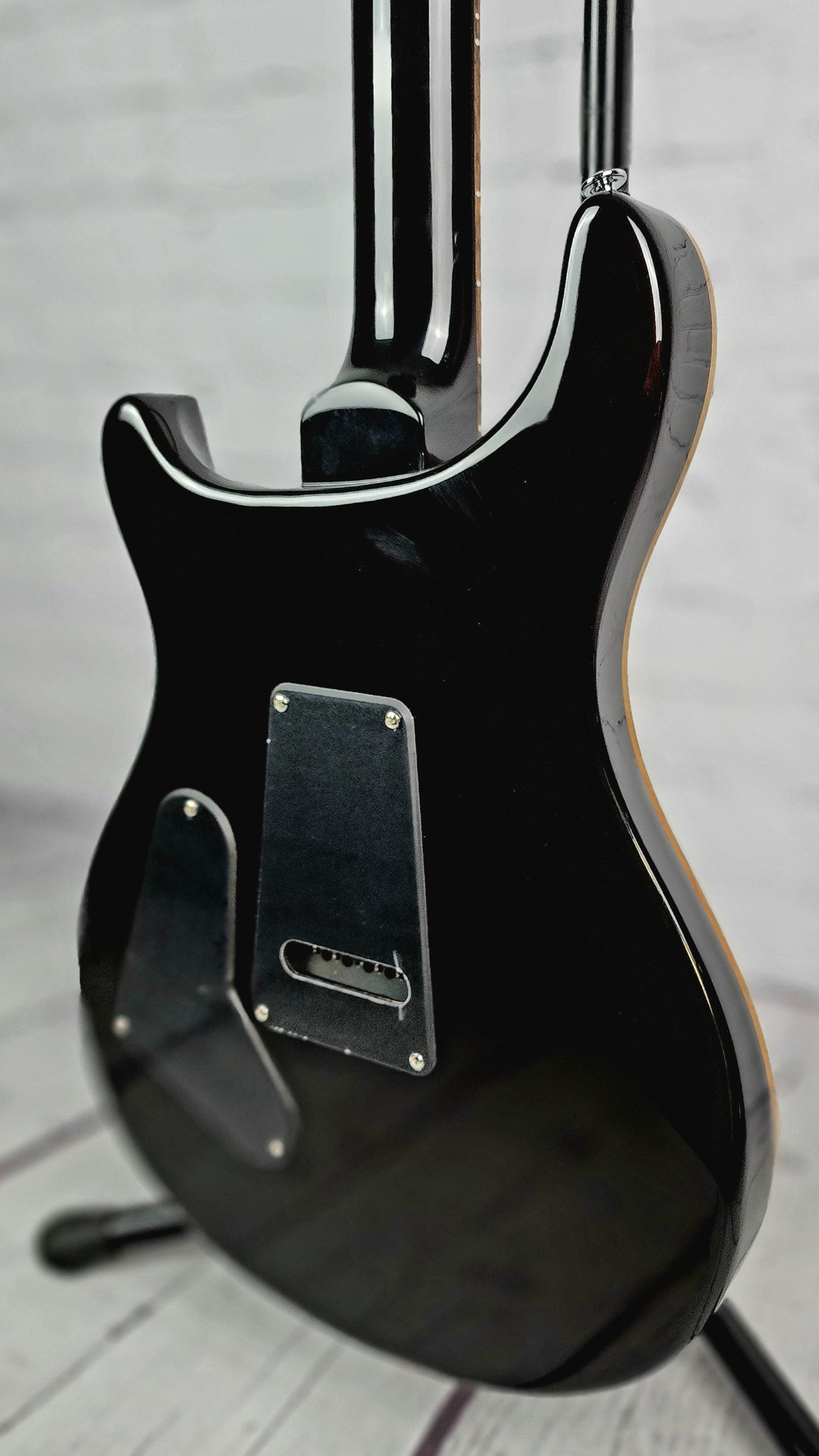 USED Paul Reed Smith PRS SE Custom 24 6 String Electric Guitar Black Gold