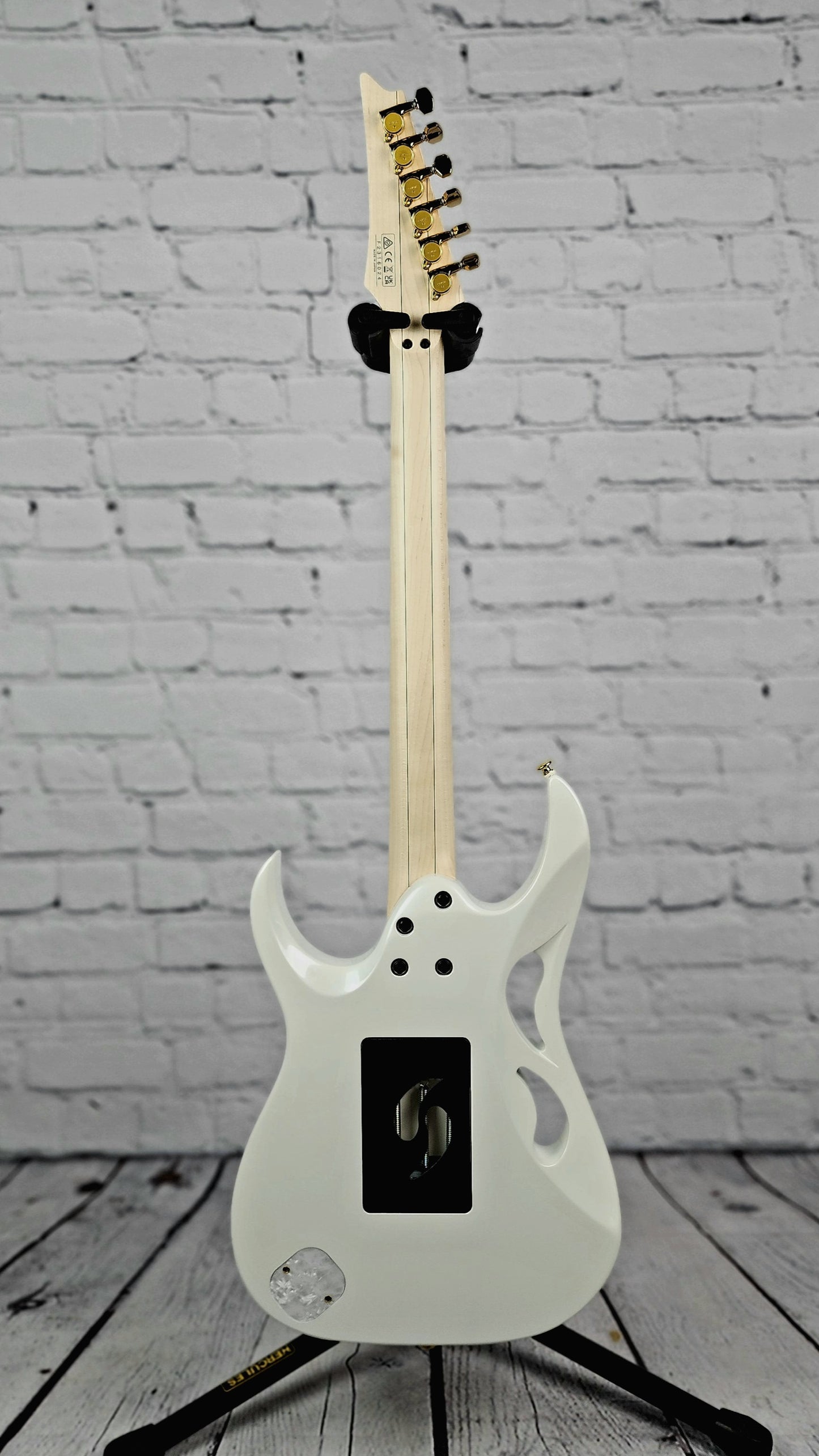 Ibanez PIA3761 SLW Steve Vai 6 String Electric Guitar Stallion White
