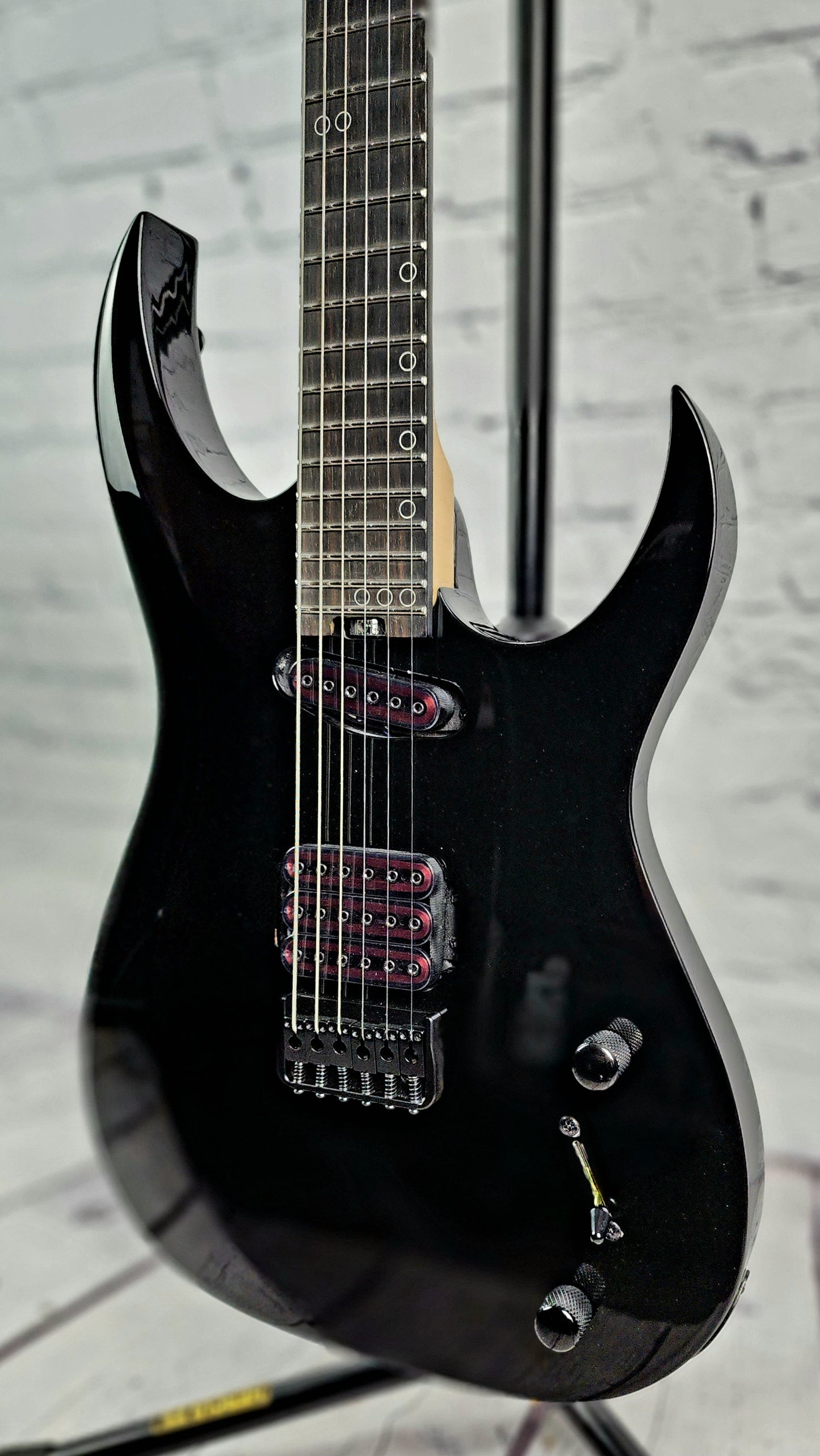 Schecter Sunset 6 Triad 6 String Electric Guitar Gloss Black