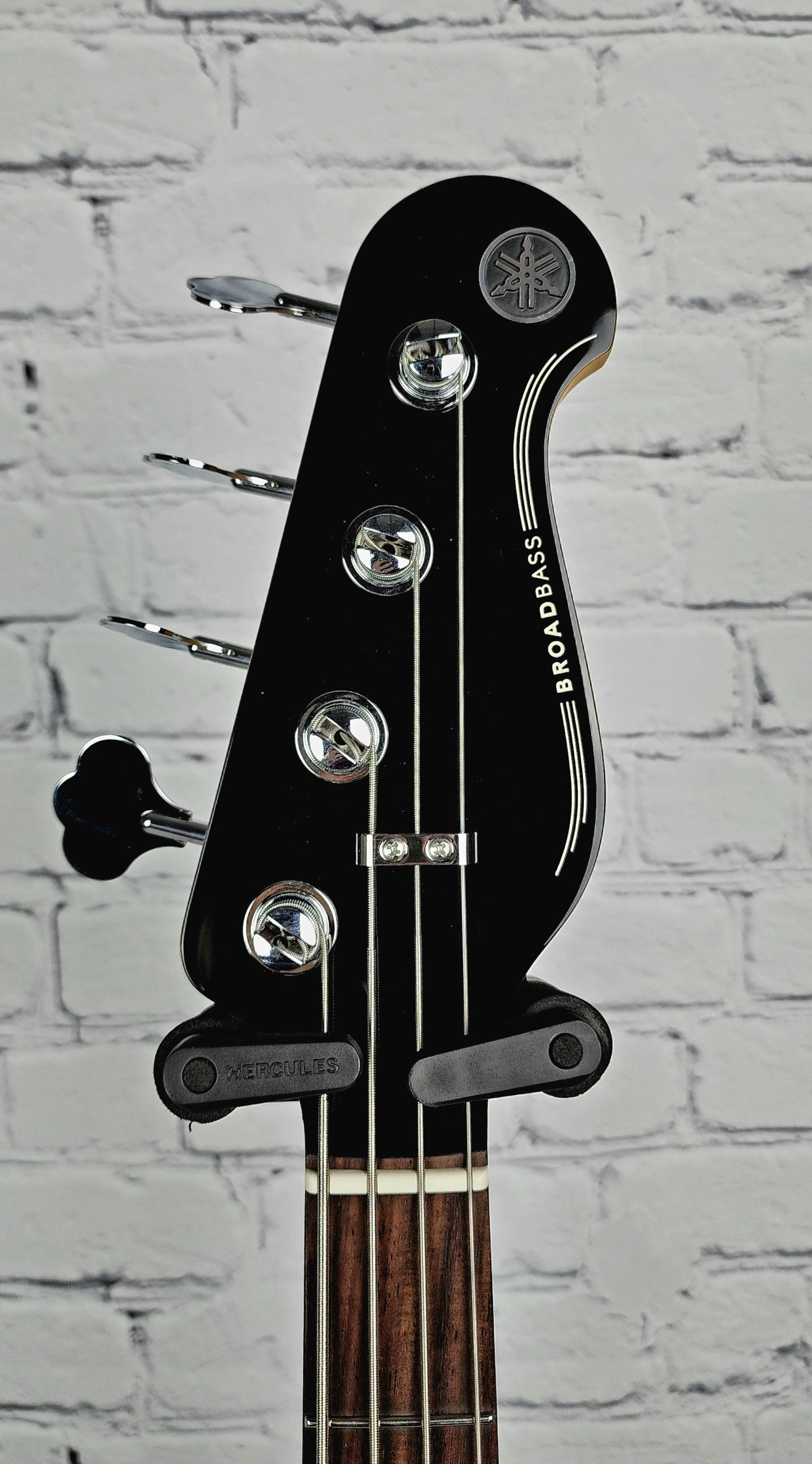 Yamaha BBP34II MB Professional 4 String Bass Midnight Blue