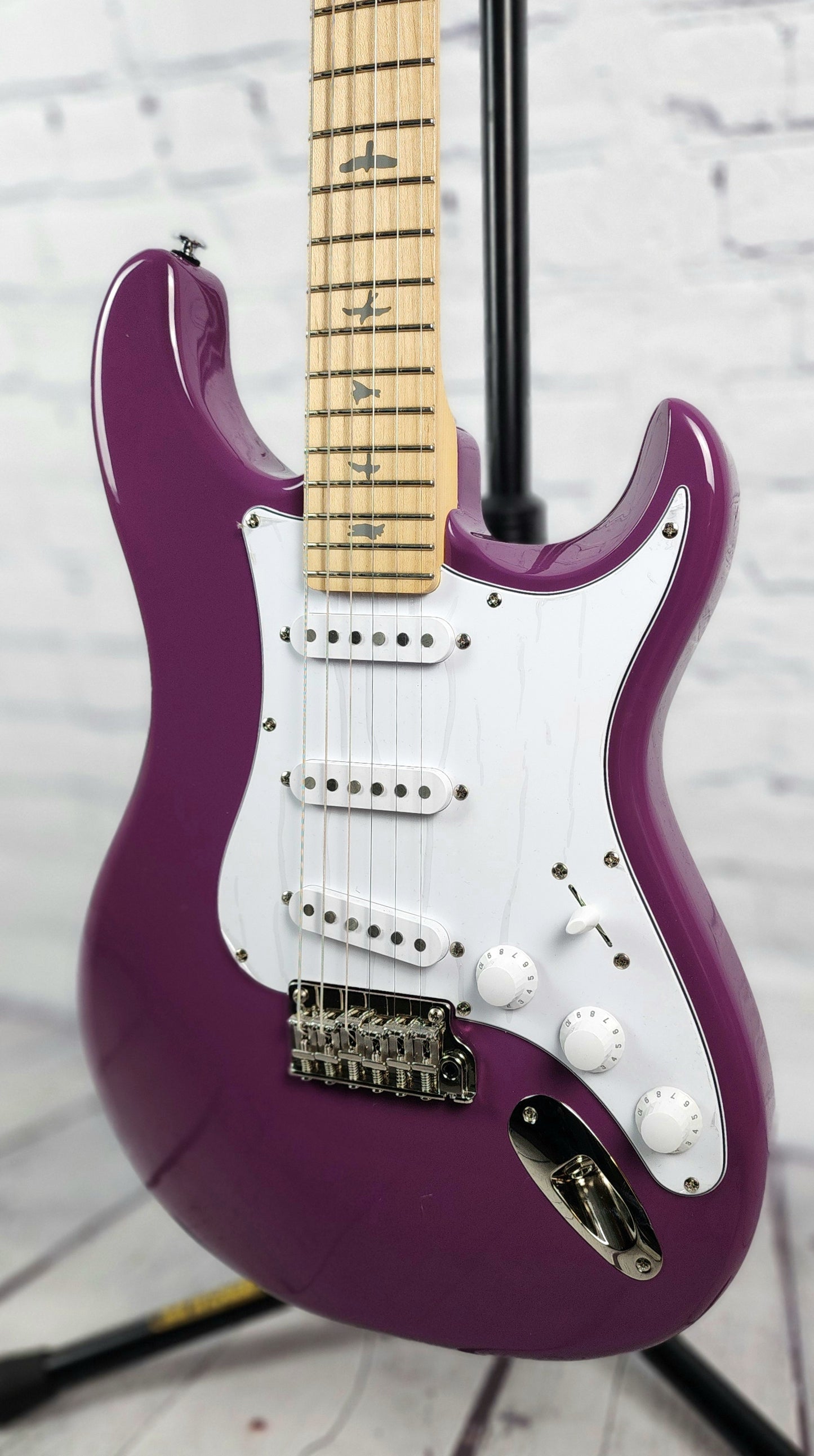 Paul Reed Smith PRS SE Silver Sky Maple John Mayer Electric Guitar Summit Purple
