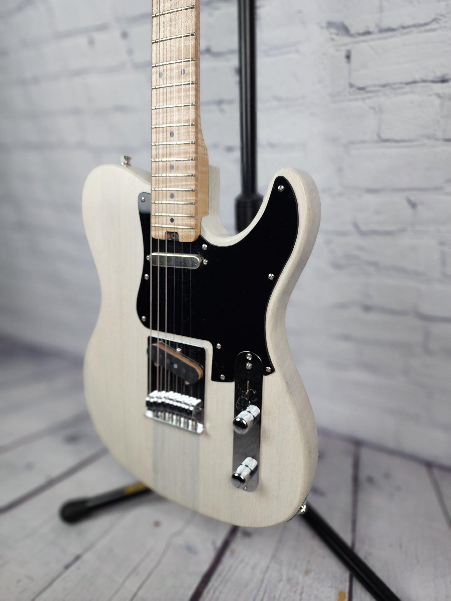 Teran Guitars T-S2-OP 6 String Electric Guitar Weathered Snowfall