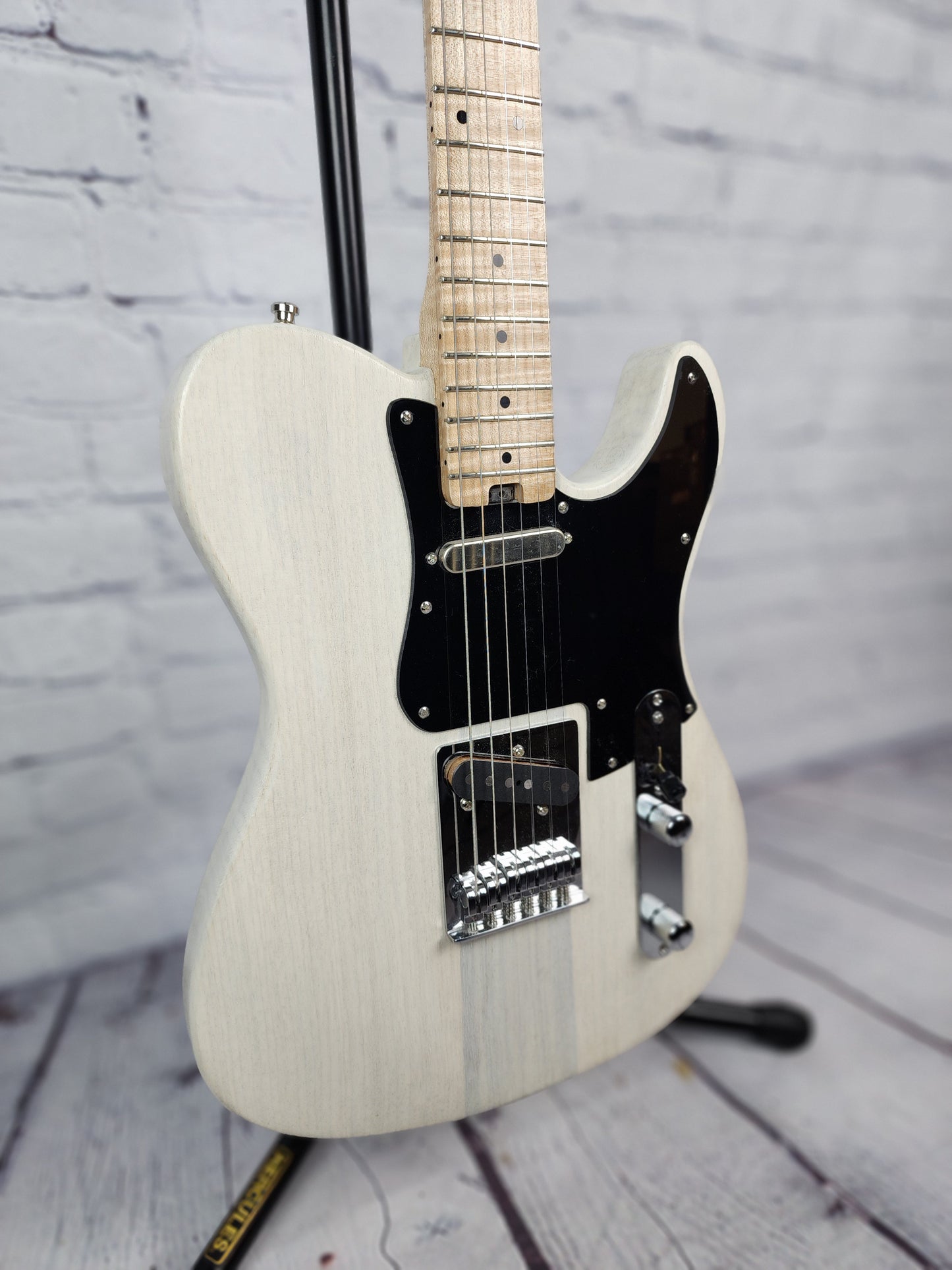 Teran Guitars T-S2-OP 6 String Electric Guitar Weathered Snowfall