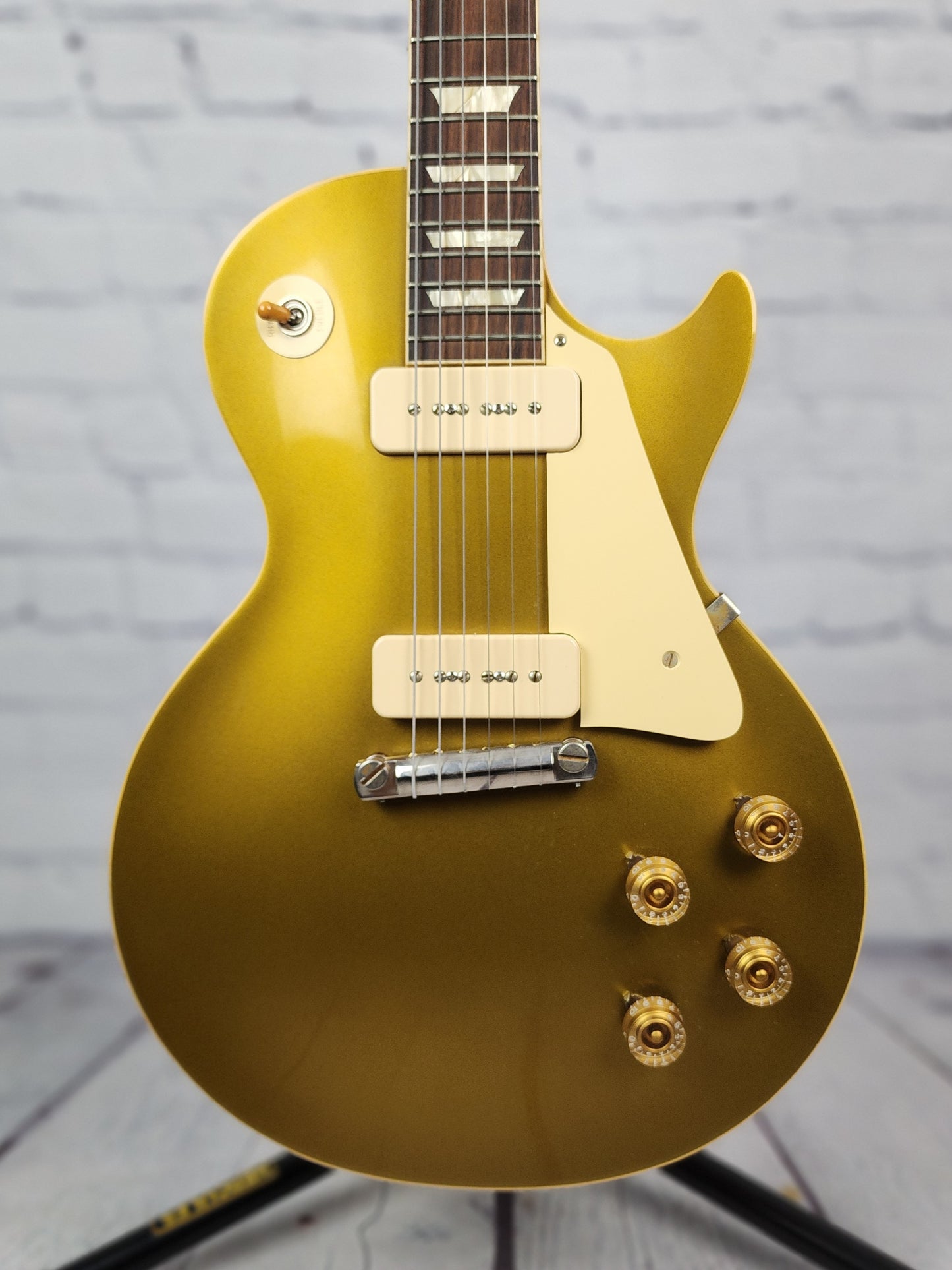 USED Gibson Custom Shop Les Paul R4 1954 VOS Reissue Electric Guitar Gold Top