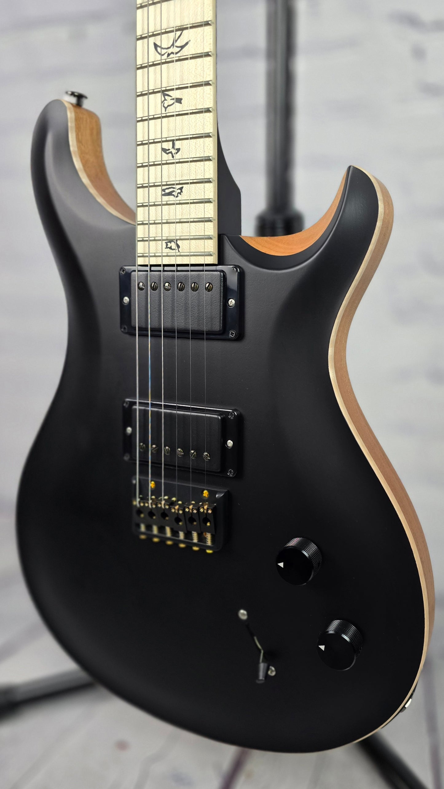 Paul Reed Smith PRS Dustie Waring Limited Edition CE24 Hardtail Electric Guitar Black Top