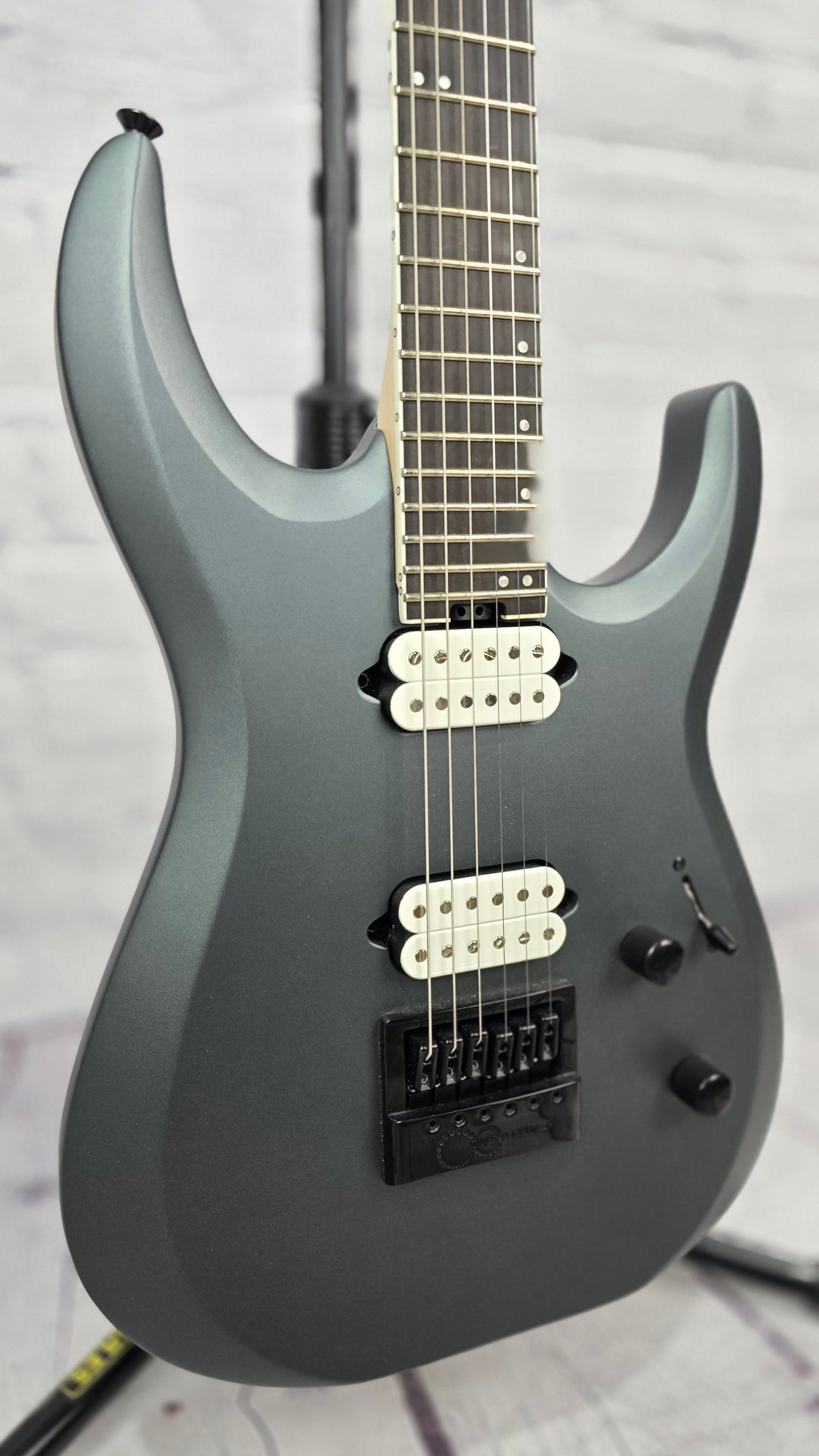 USED Jackson Pro Series Dink DK Modern Evertune 6 String Electric Guitar Satin Graphite