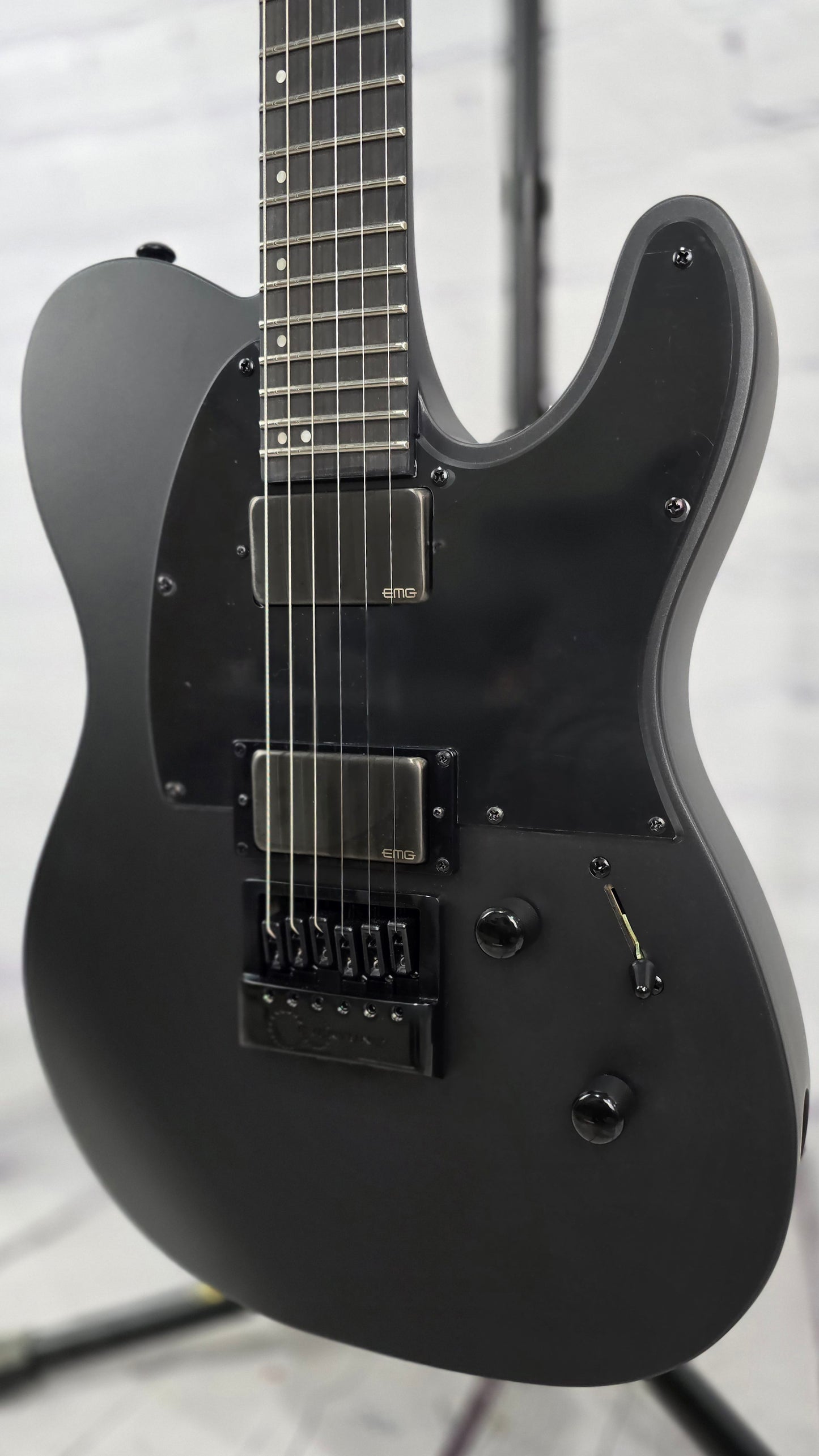 ESP LTD TE-1000 Evertune 6 String Electric Guitar Charcoal Metallic Satin
