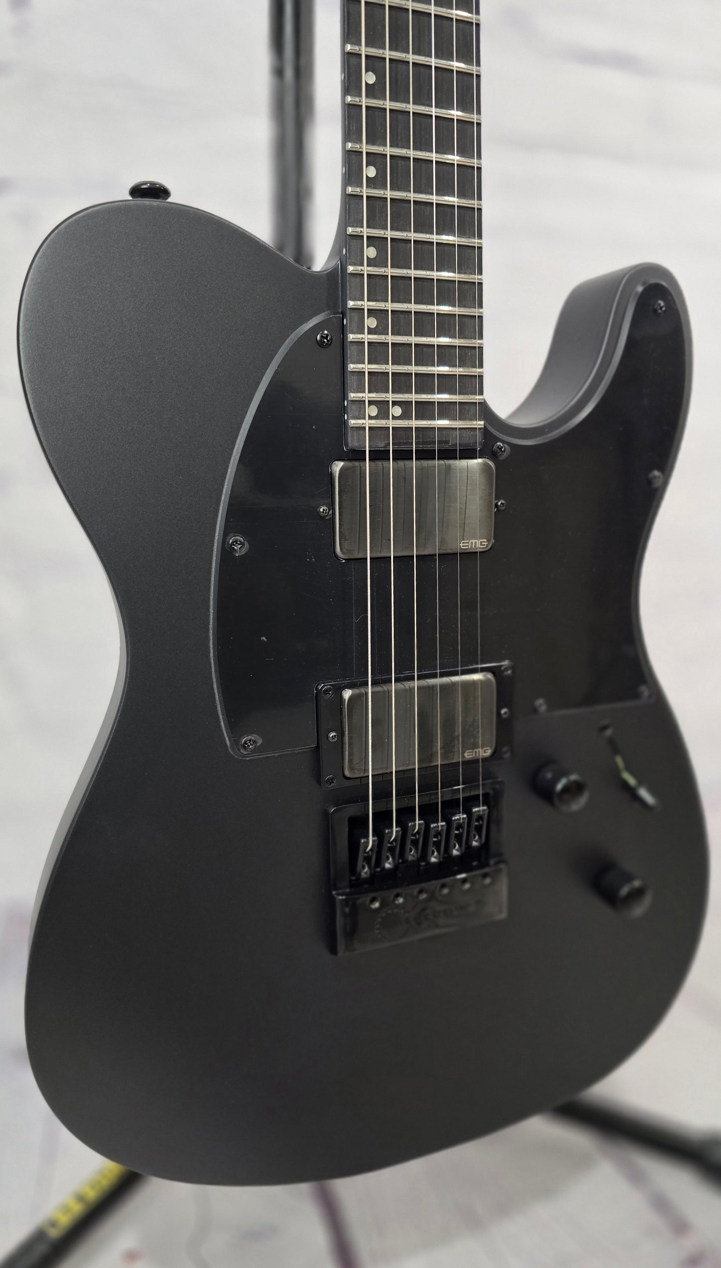 ESP LTD TE-1000 Evertune 6 String Electric Guitar Charcoal Metallic Satin