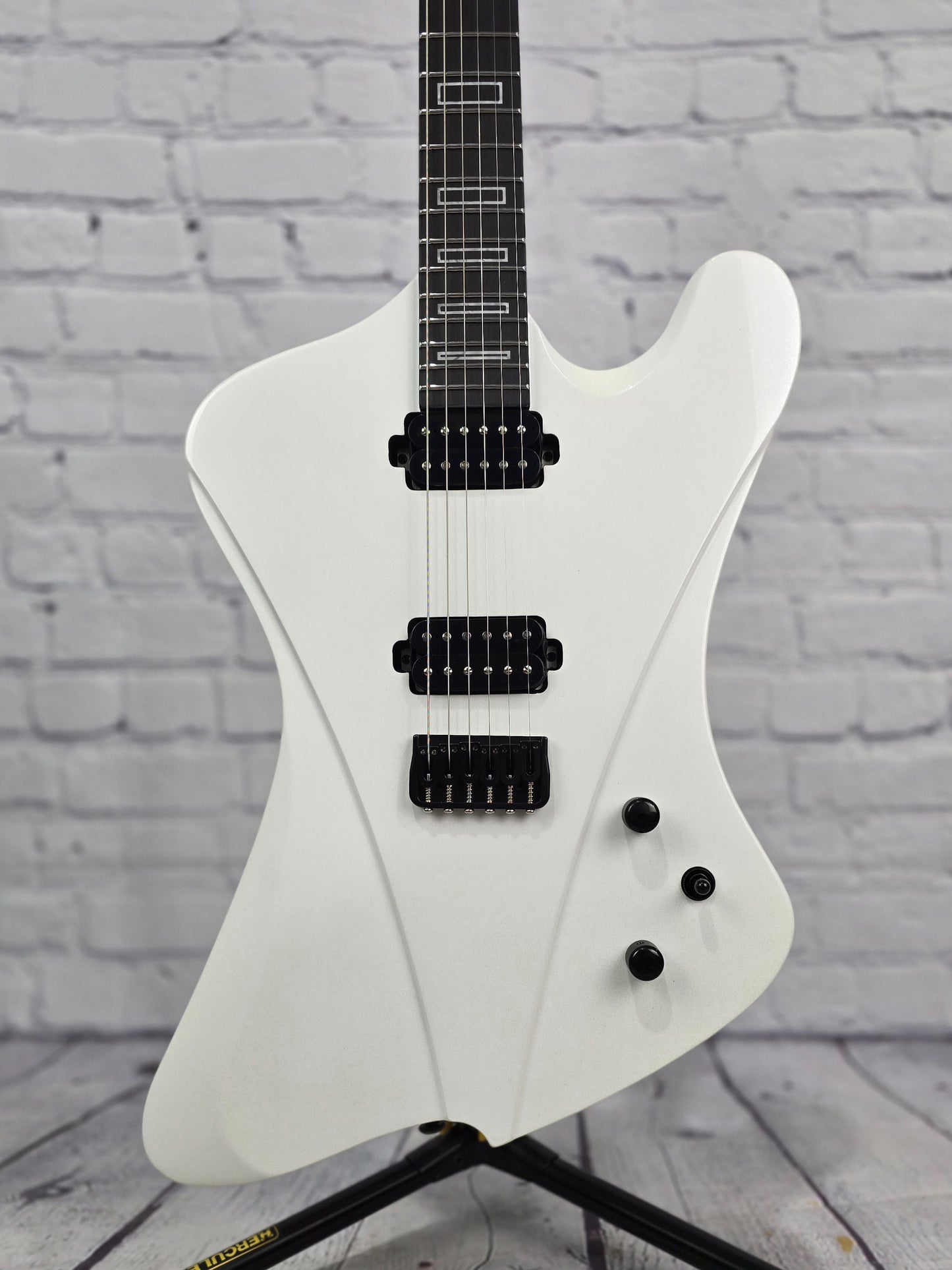 Sully Guitars Conspiracy Series Raven Select Electric Guitar Pearl Whitemare