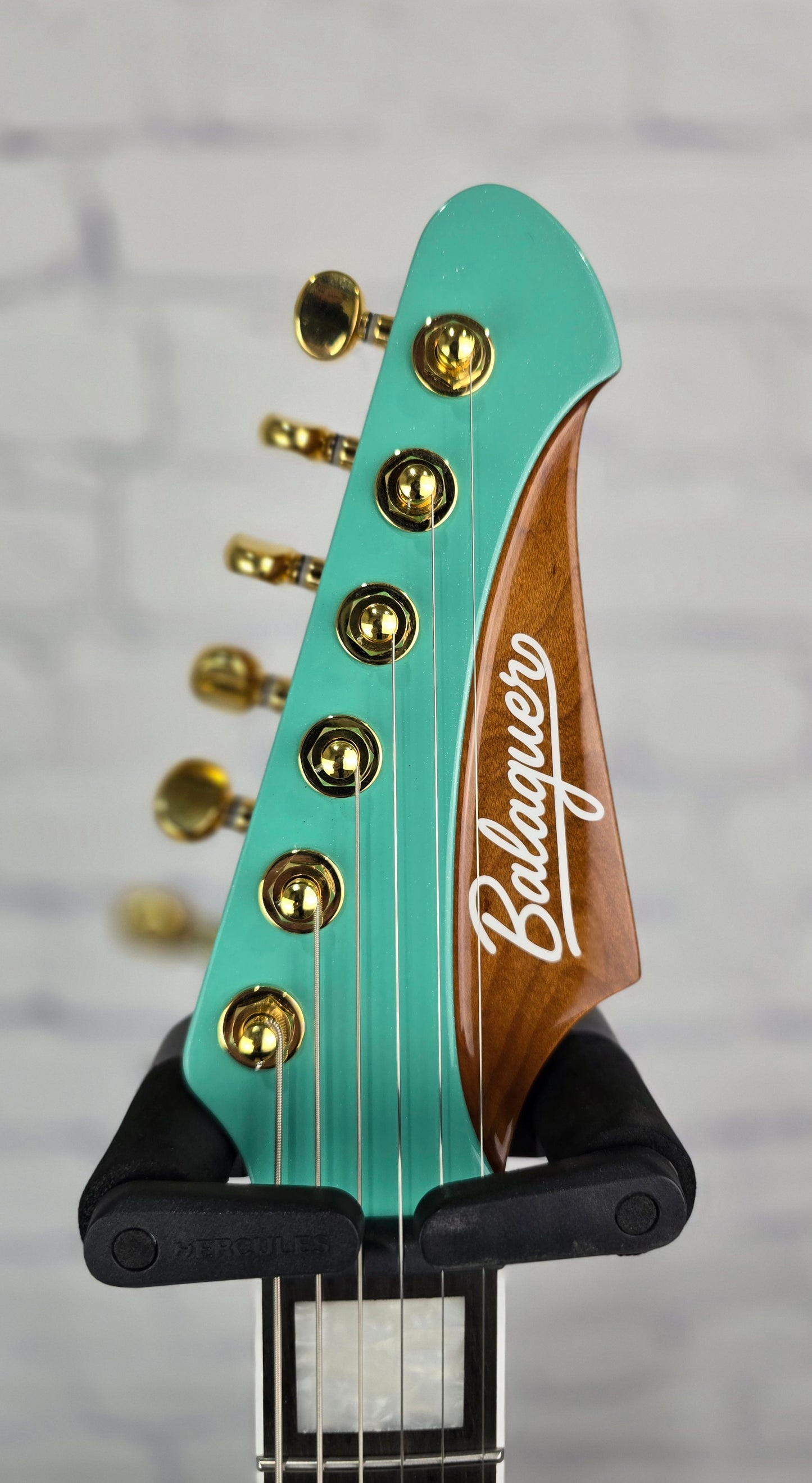 Balaguer T-Bar Growler 27" Baritone Electric Guitar Metallic Cool Green