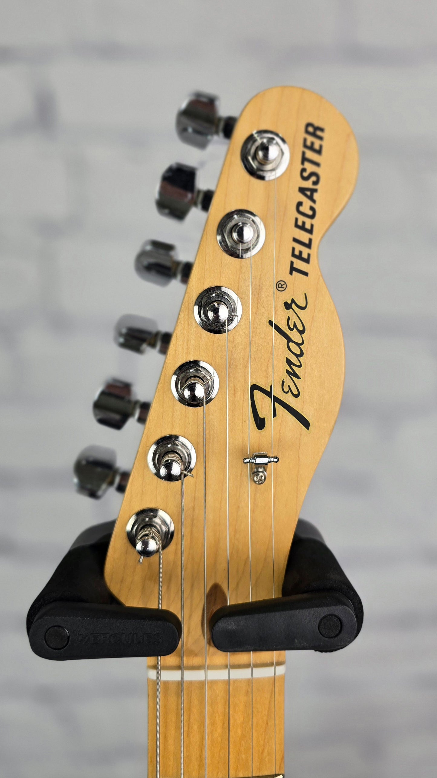 USED Fender American Special Telecaster 6 String Electric Guitar Olympic White