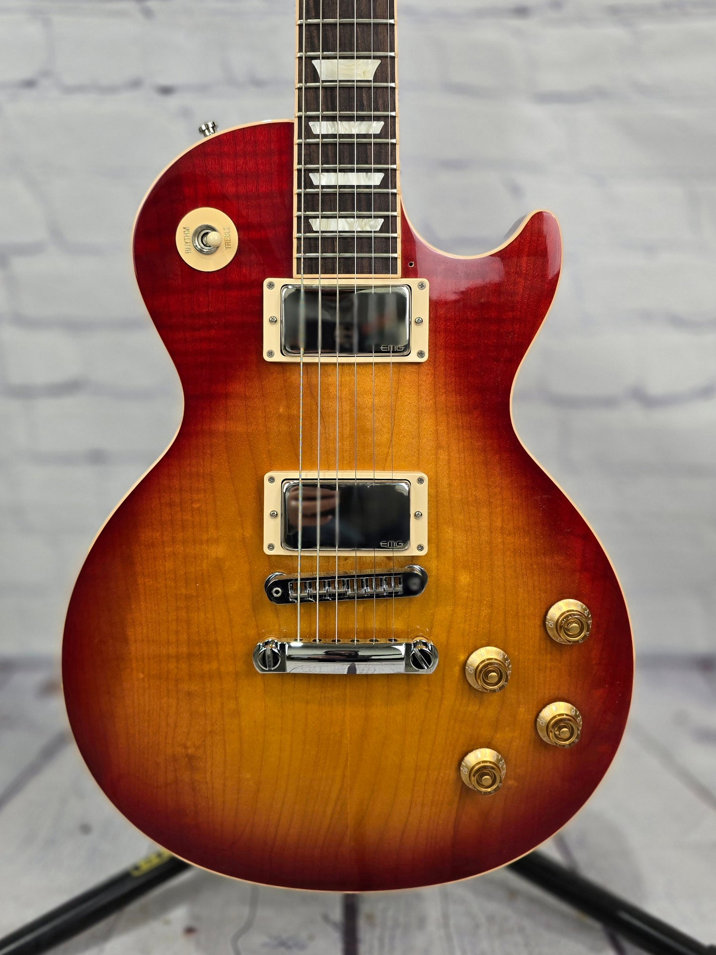 USED Gibson Les Paul Traditional 6 String Electric Guitar Cherry Burst 2016
