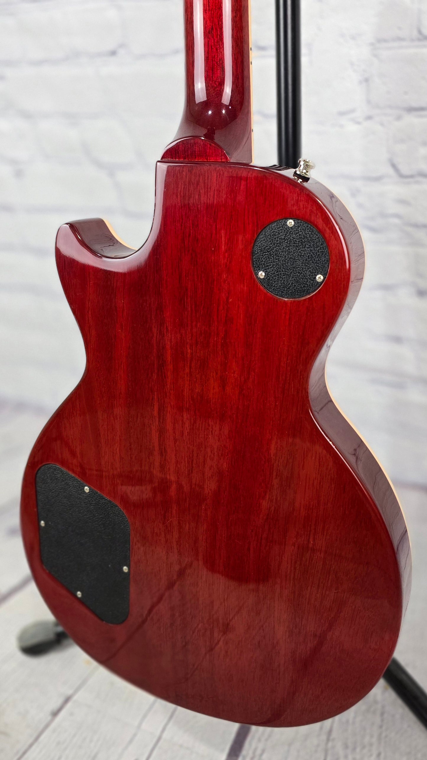 USED Gibson Les Paul Traditional 6 String Electric Guitar Cherry Burst 2016