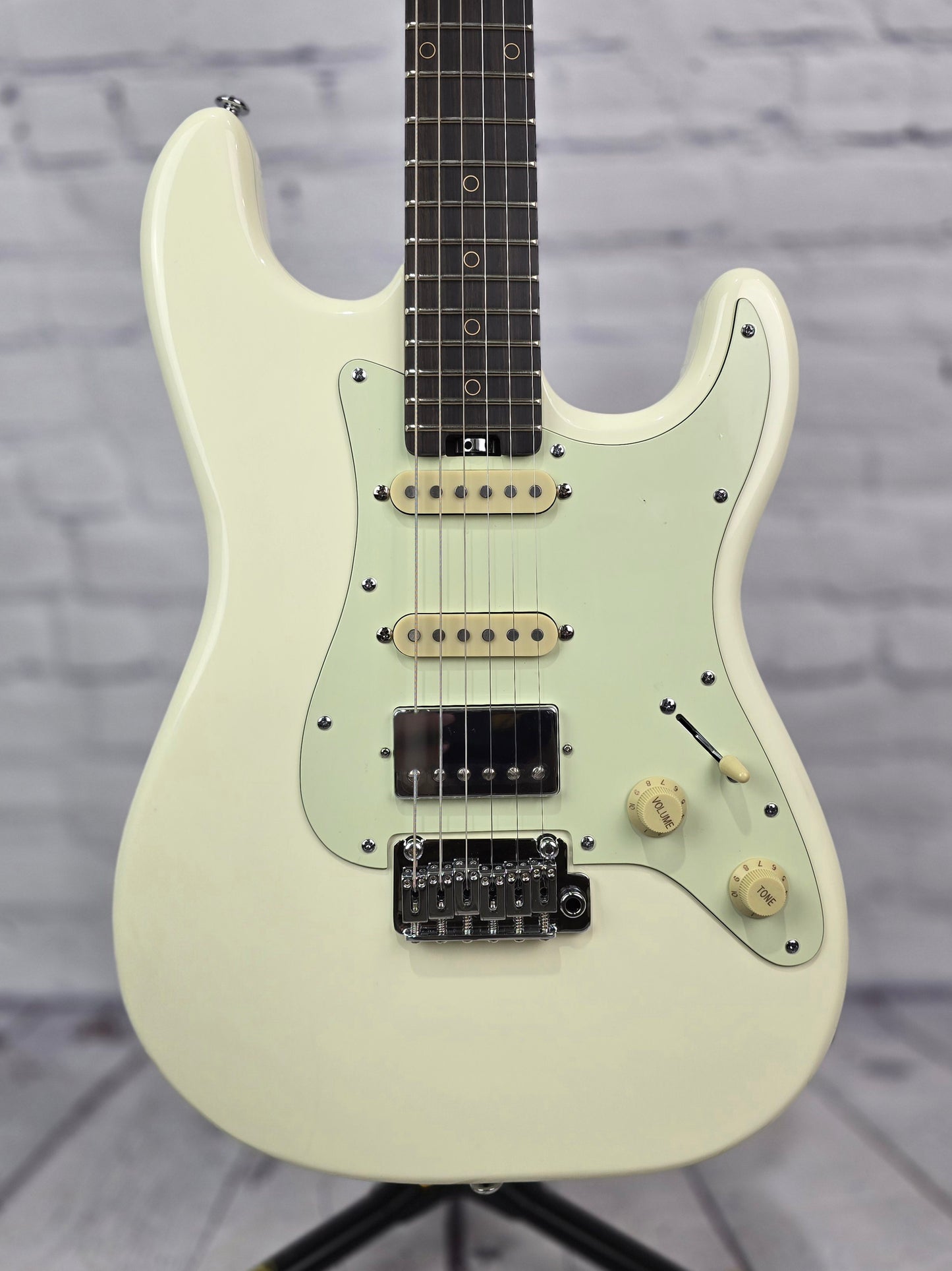 Schecter Guitars Nick Johnston Traditional HSS Electric Guitar Atomic Snow 1541-SHC