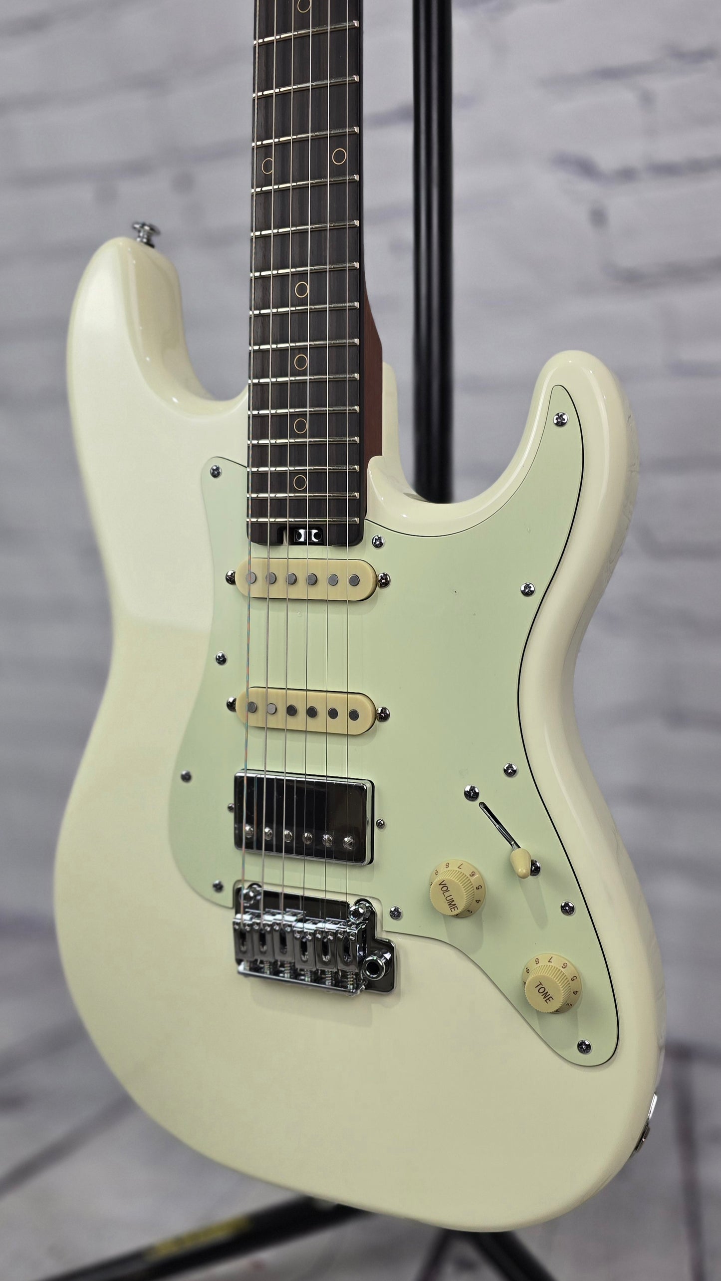 Schecter Guitars Nick Johnston Traditional HSS Electric Guitar Atomic Snow 1541-SHC