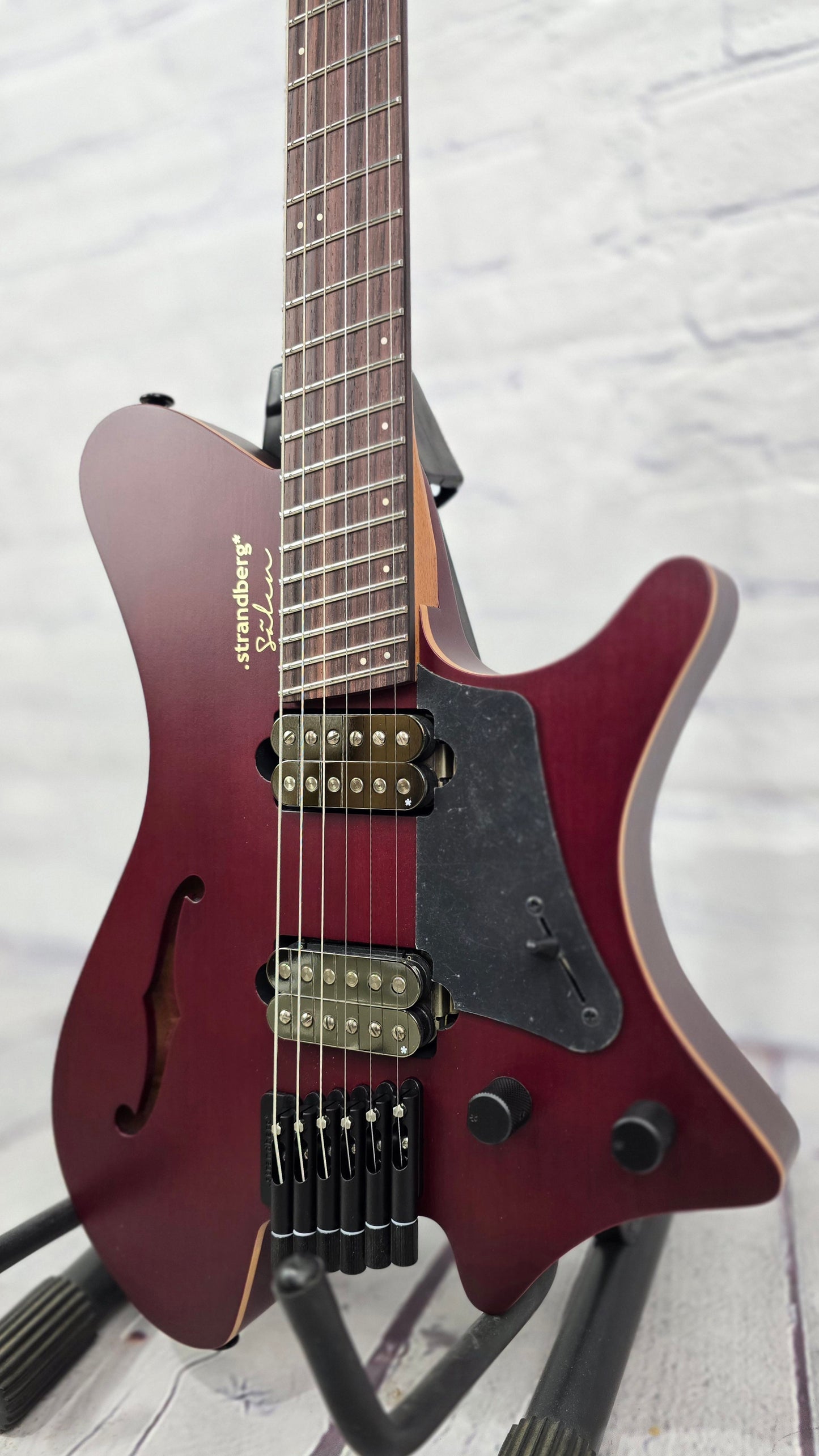 Strandberg Salen Jazz NX 6 String Semi-Hollow Electric Guitar Burgundy