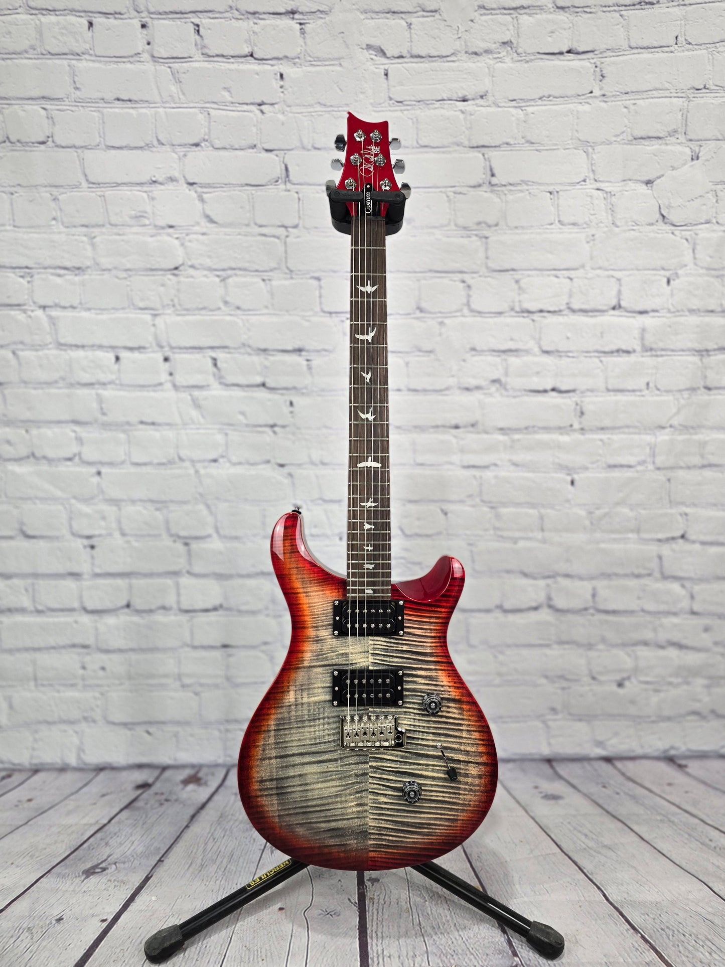 Paul Reed Smith PRS SE Custom 24 6 String Electric Guitar Charcoal Cherry Burst