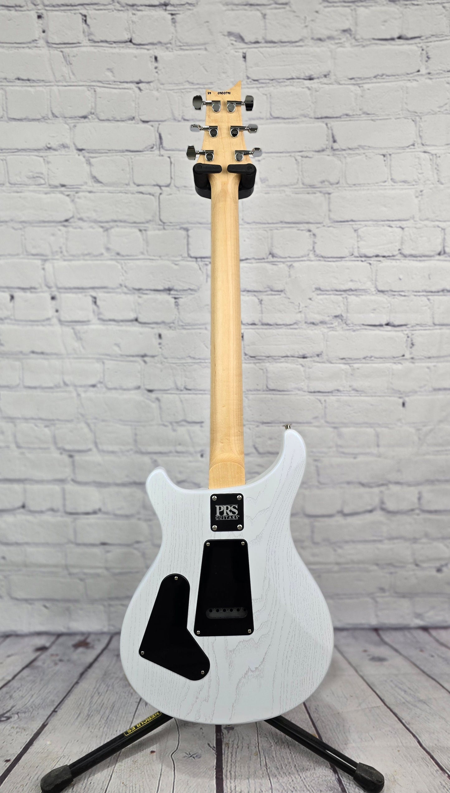 Paul Reed Smith PRS CE24-08 Ash Limited Edition Electric Guitar Pearl White