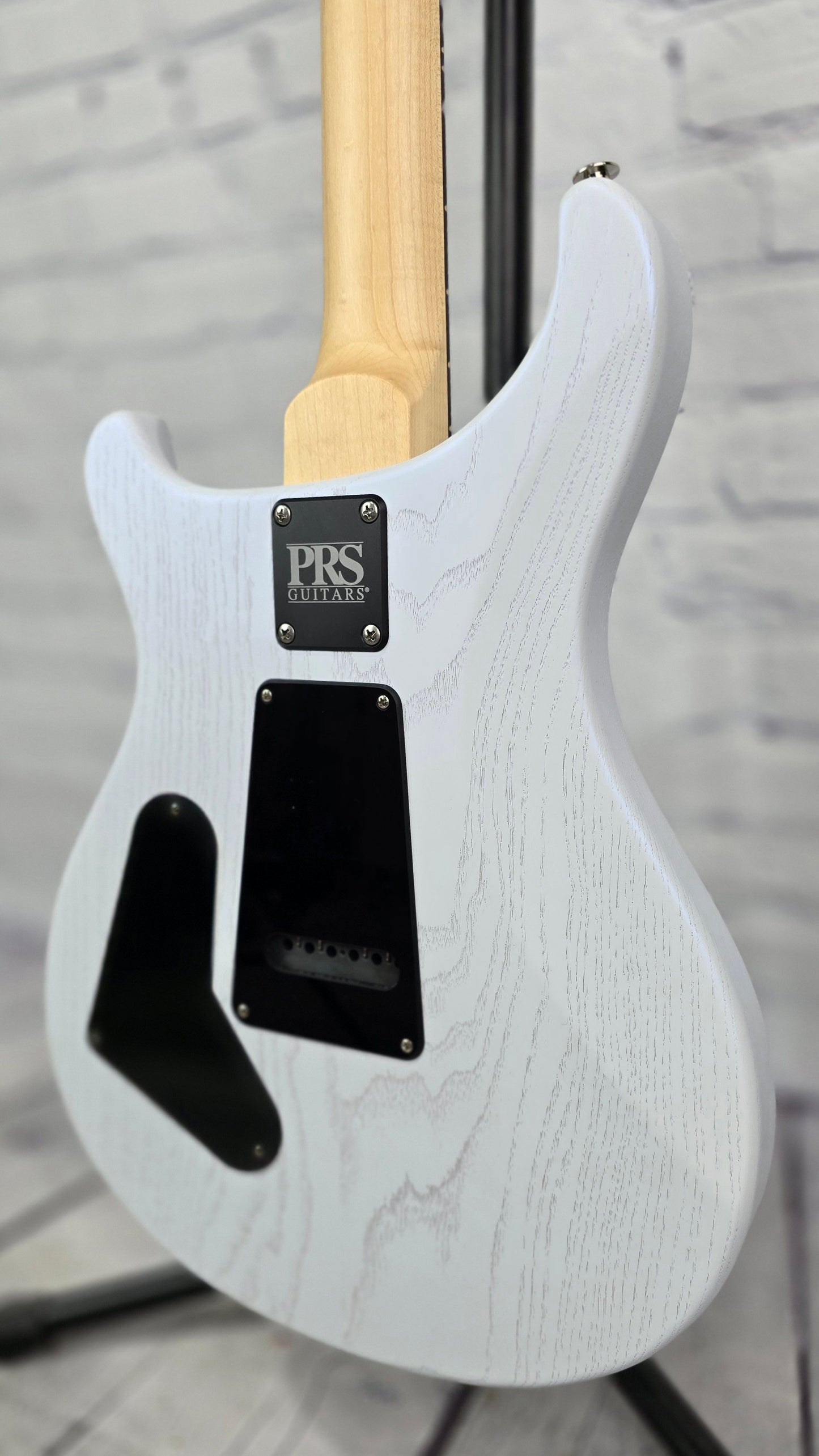 Paul Reed Smith PRS CE24-08 Ash Limited Edition Electric Guitar Pearl White