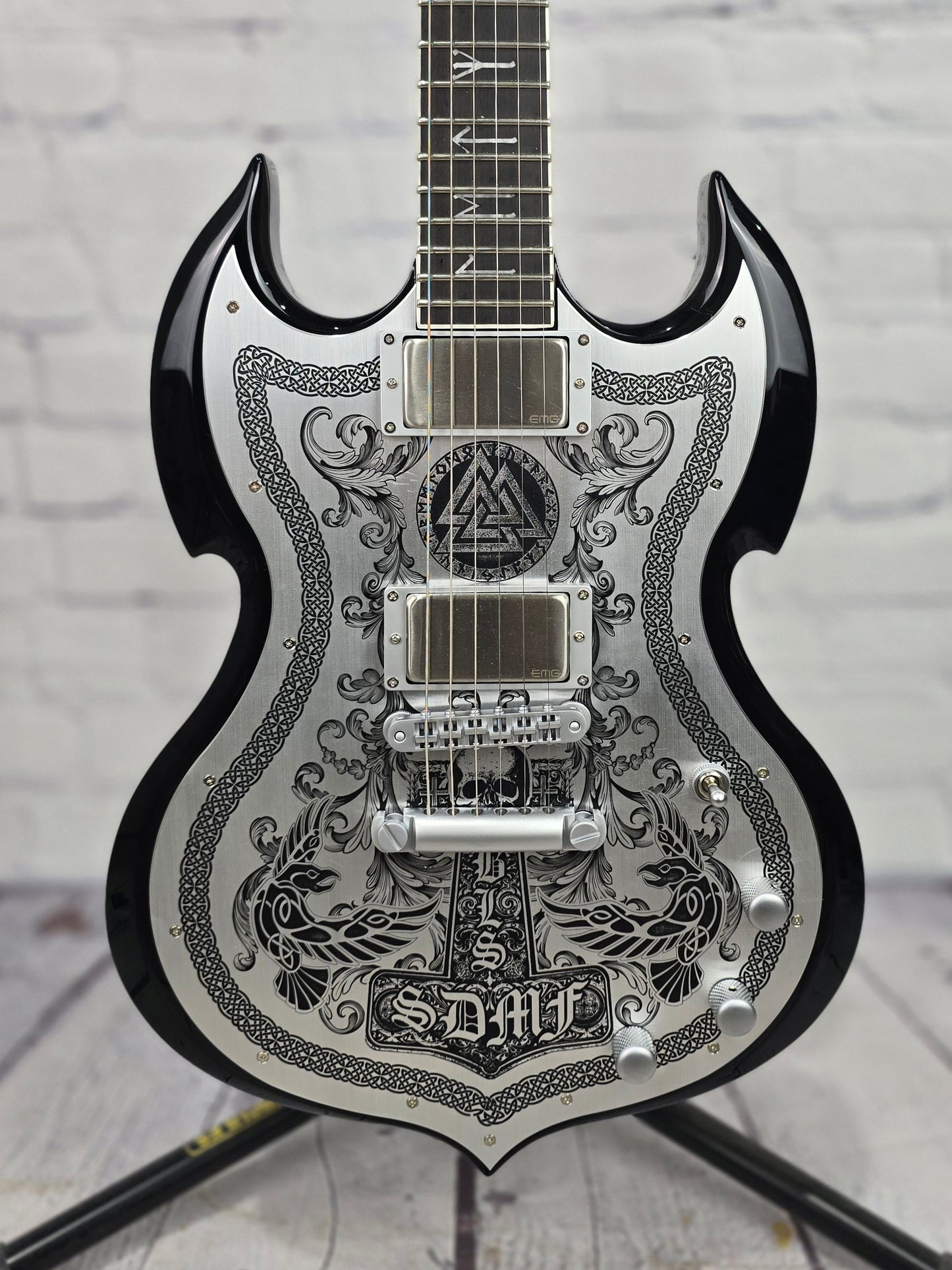USED Schecter Wylde Audio Ironworks Barbarian 6 String Electric Guitar Black Burst