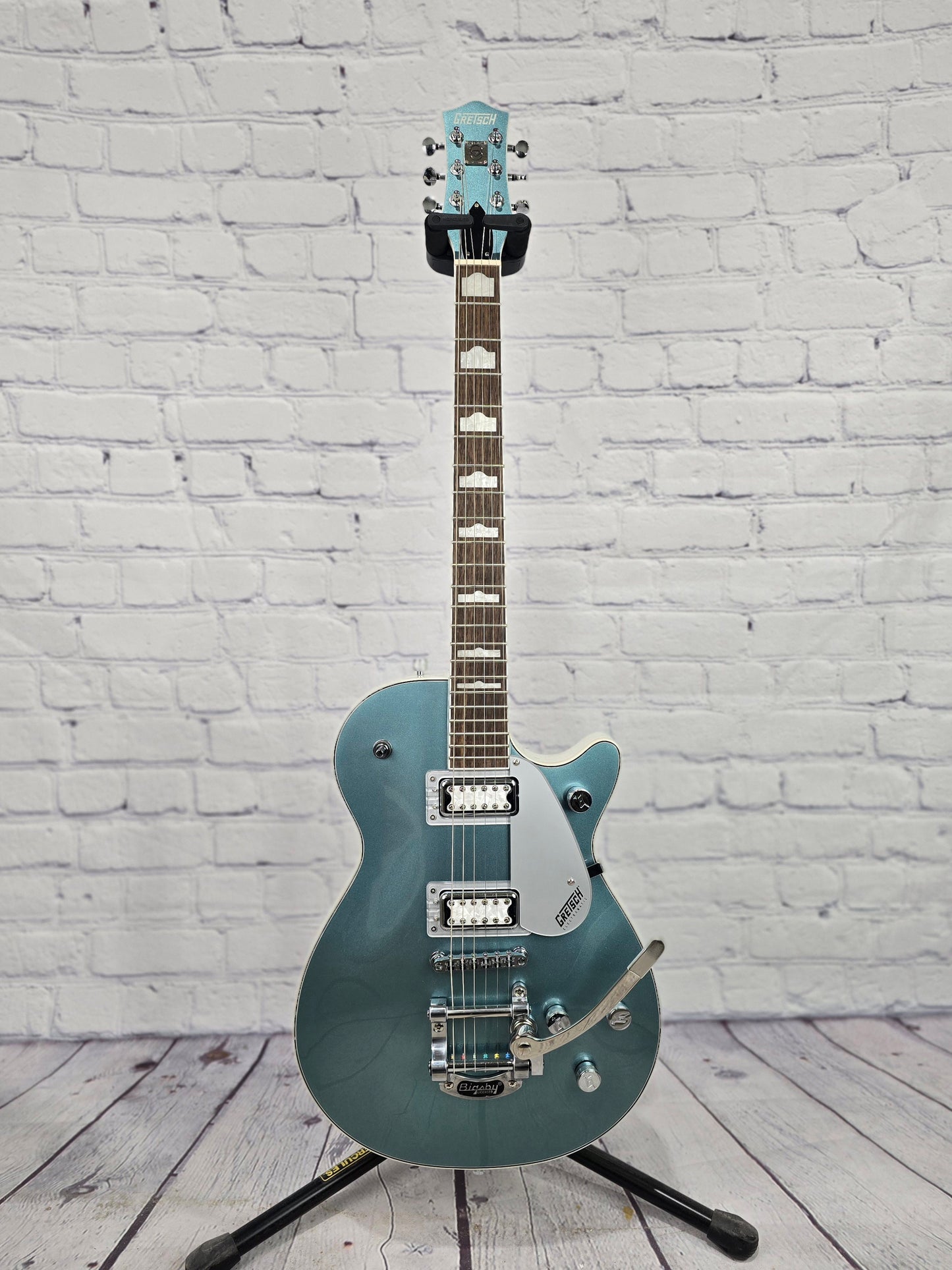 USED Gretsch G5230T-140 Electromatic Jet 6 String Electric Guitar Pearl Stone