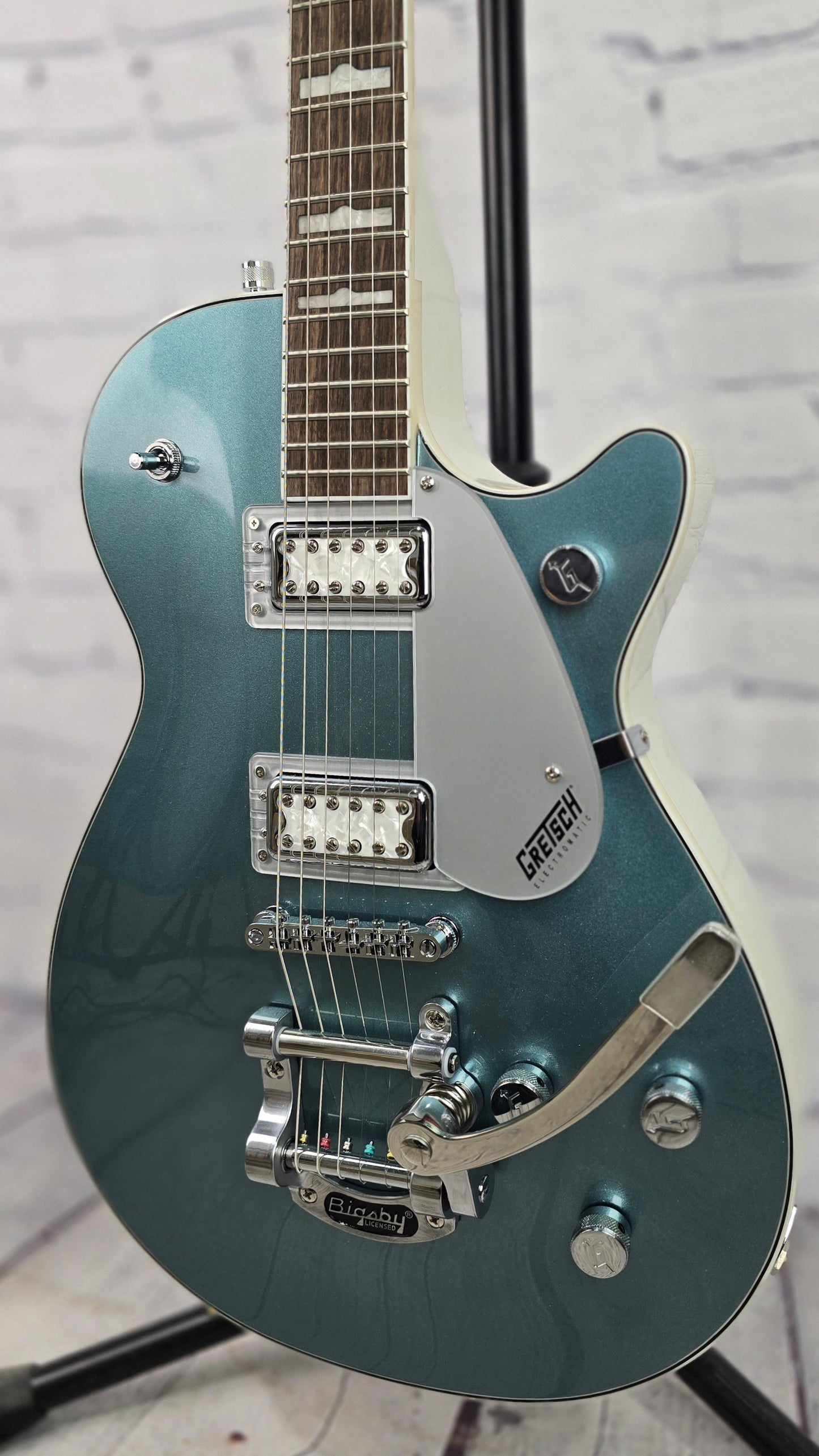 USED Gretsch G5230T-140 Electromatic Jet 6 String Electric Guitar Pearl Stone