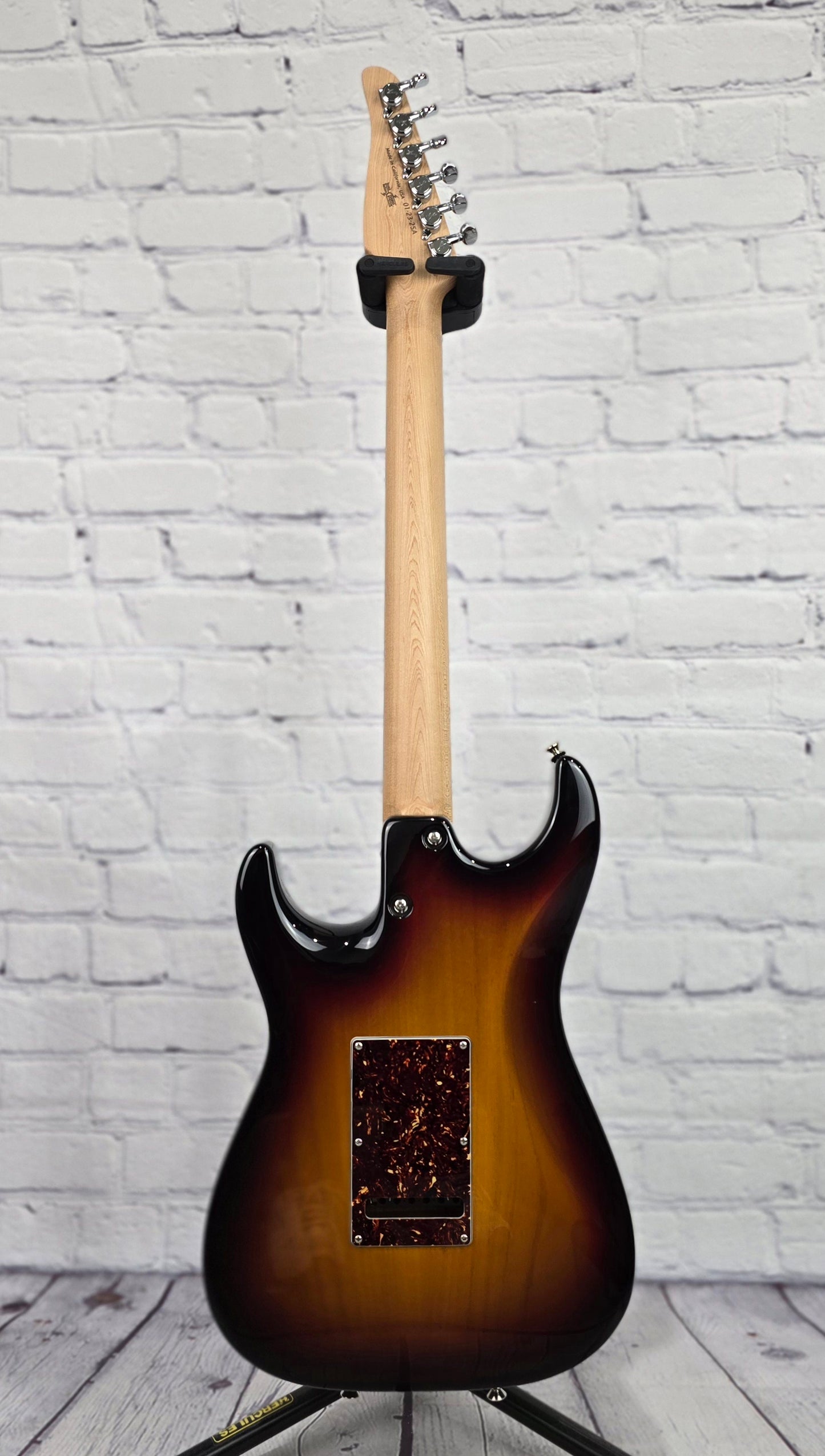 Anderson Guitarworks The Classic 6 String Electric Guitar 3 Tone Sunburst