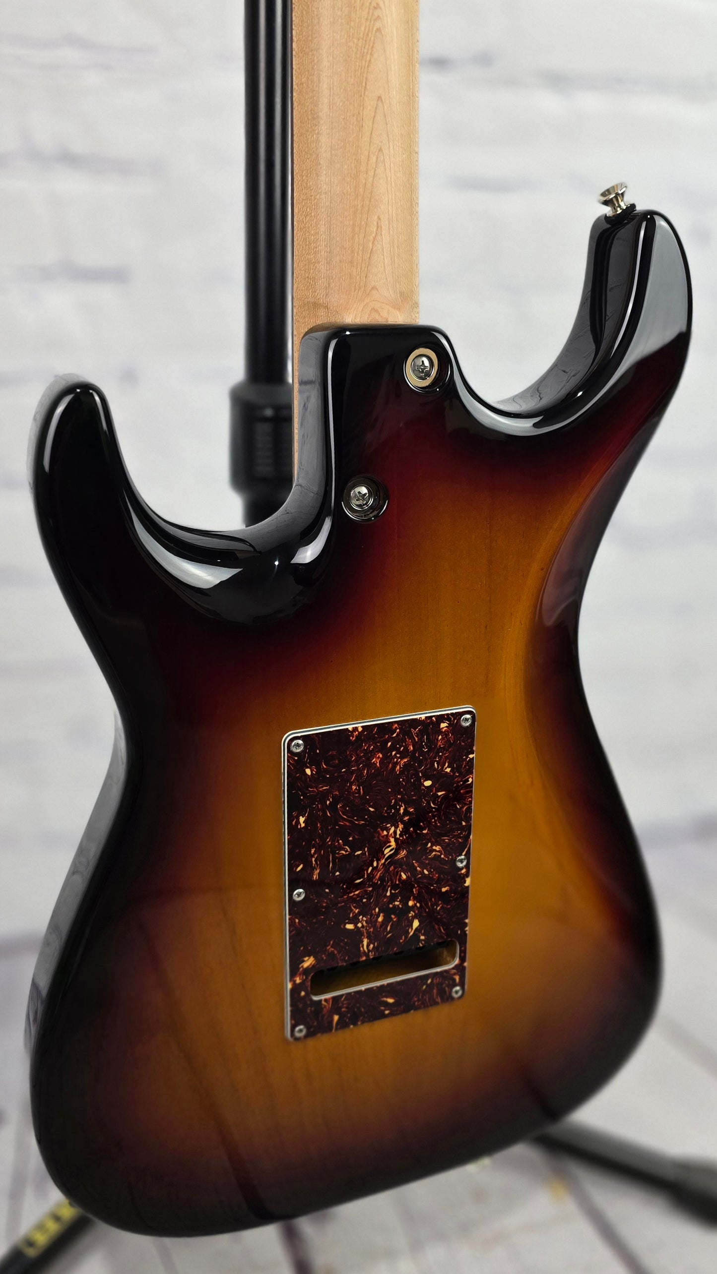 Anderson Guitarworks The Classic 6 String Electric Guitar 3 Tone Sunburst