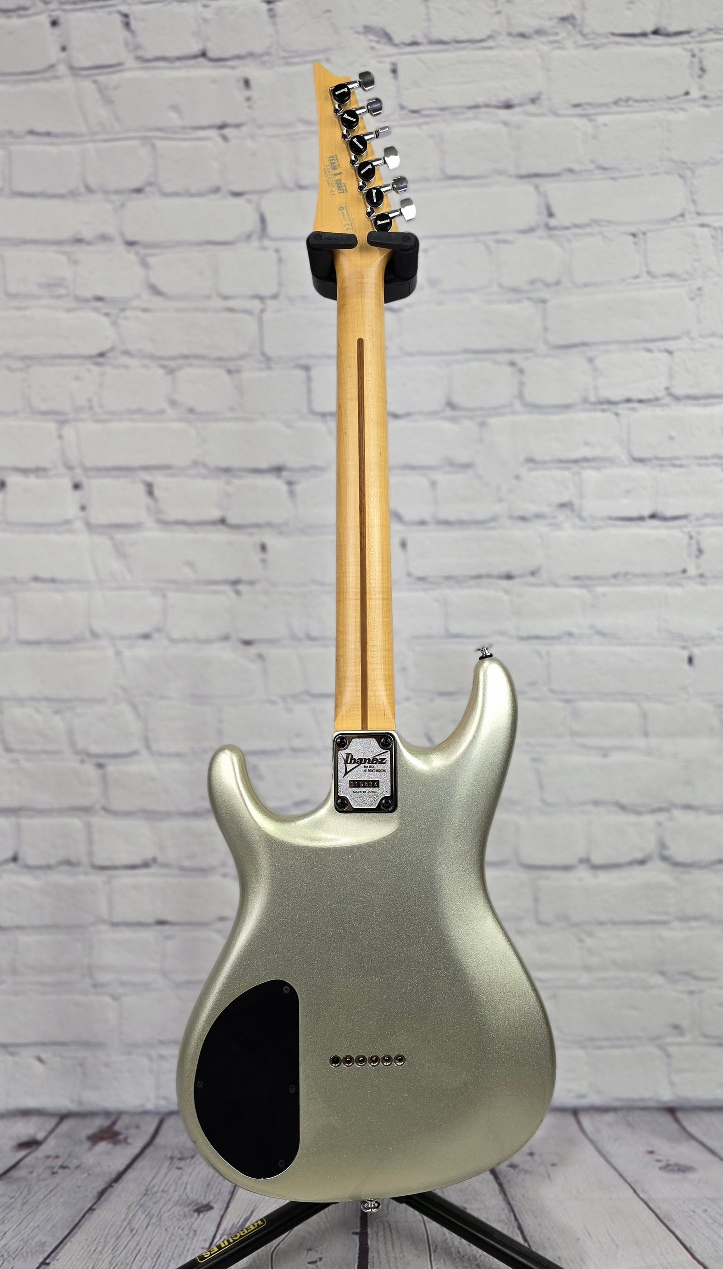 USED Ibanez Prestige JS1600 PSV Joe Satriani Electric Guitar Hard Tail Premium Silver