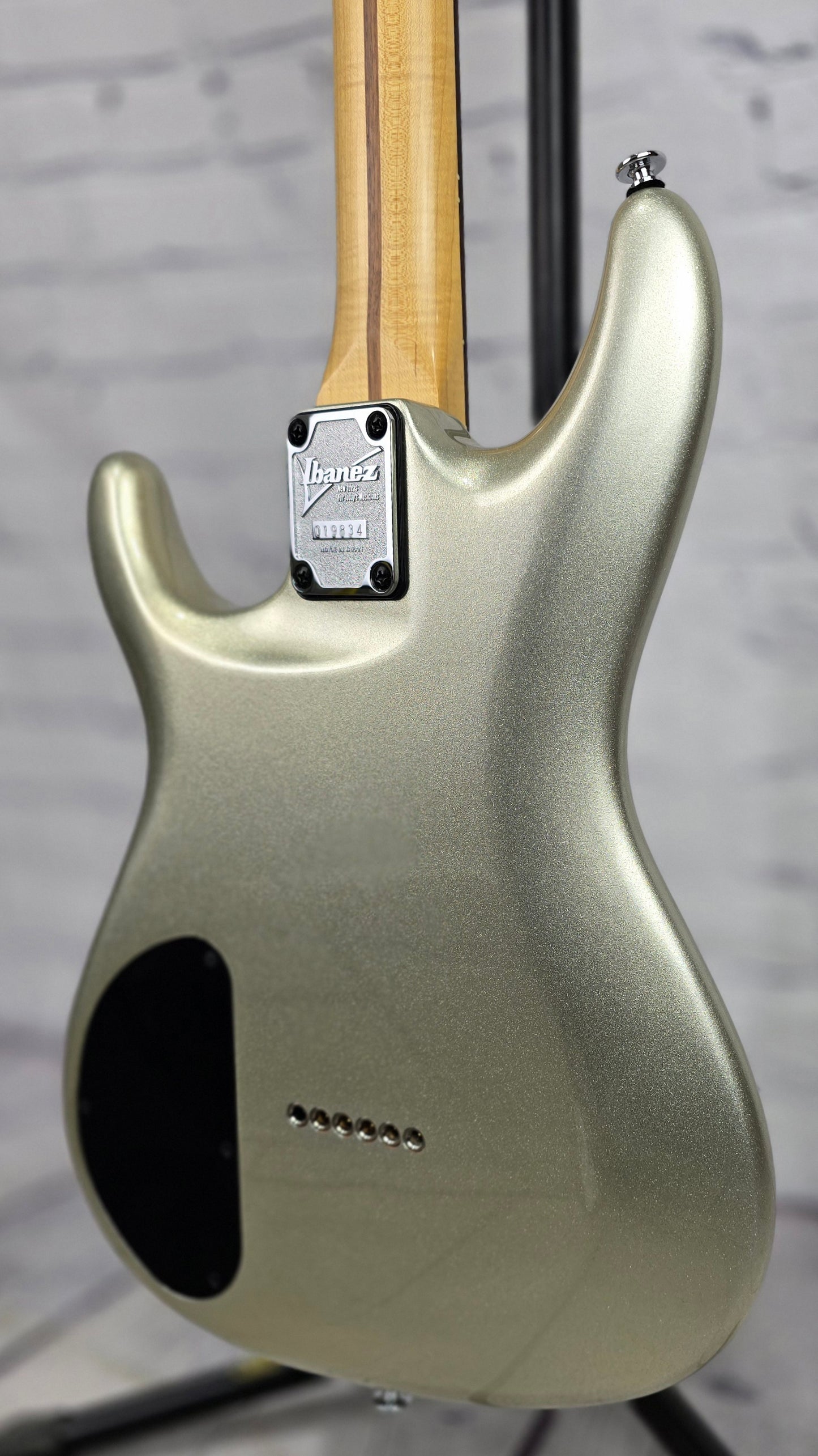 USED Ibanez Prestige JS1600 PSV Joe Satriani Electric Guitar Hard Tail Premium Silver