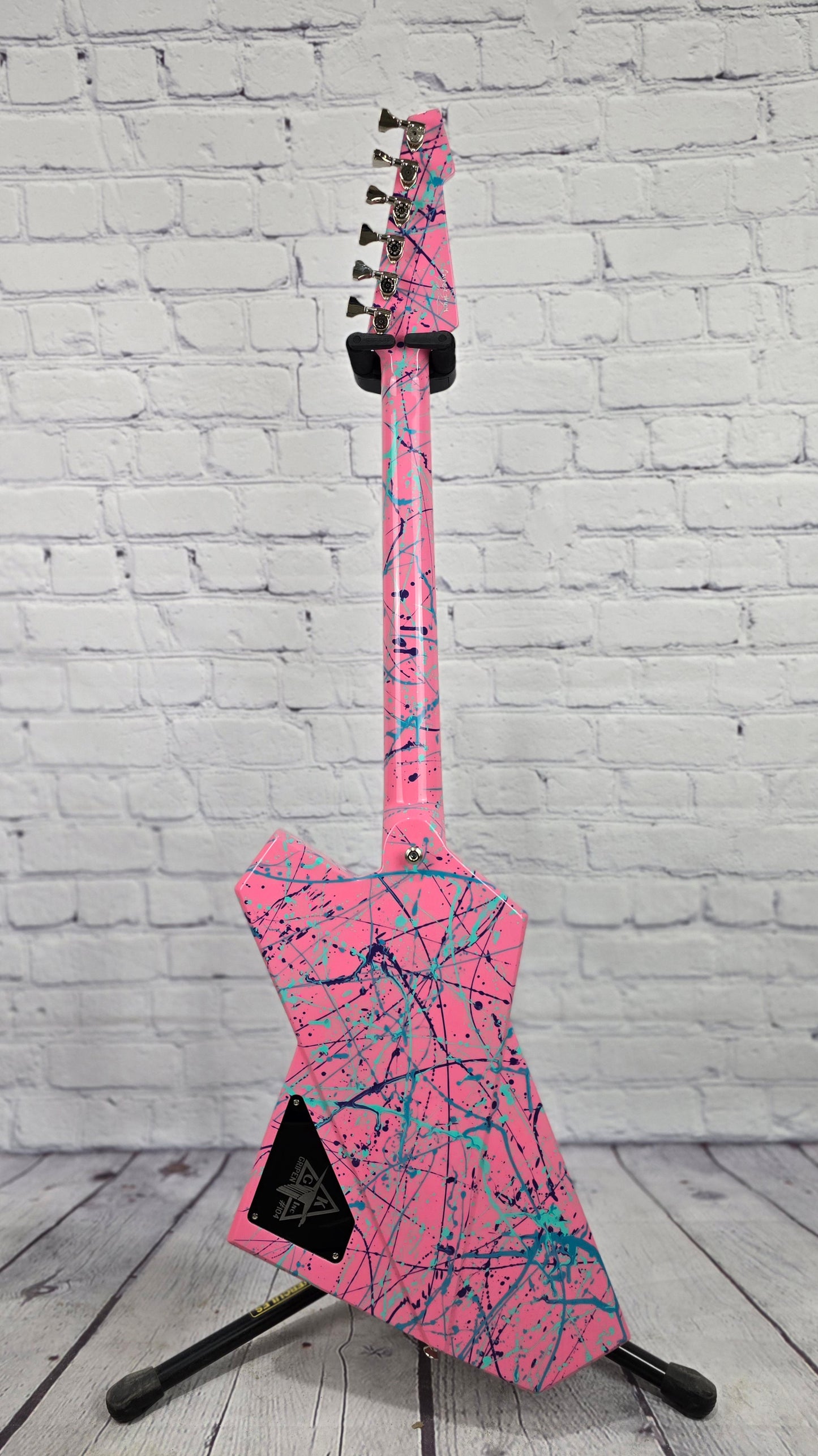 Kauer Guitars Gripen 6 String Electric Guitar Pink Splatter