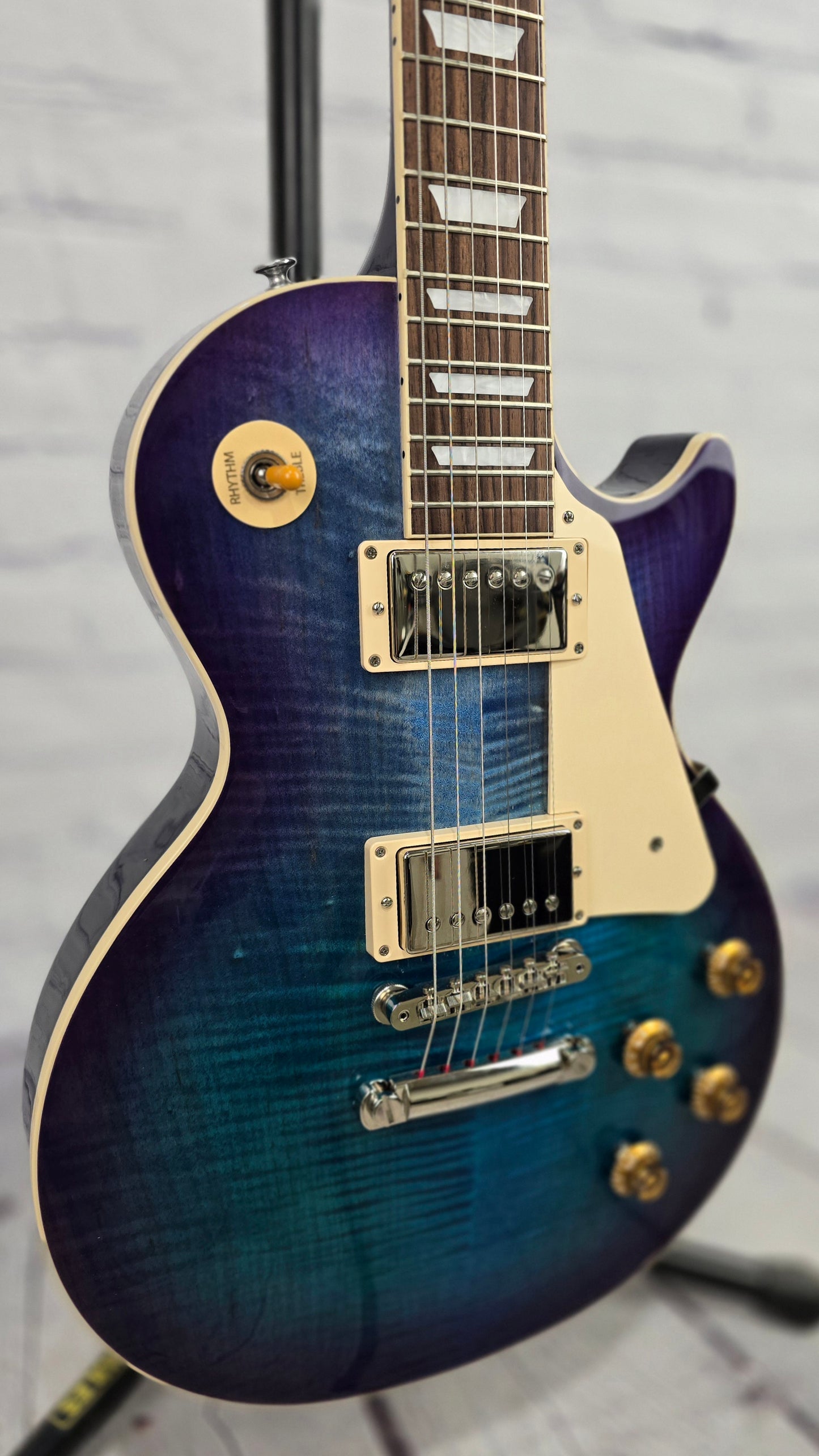 USED Gibson Les Paul Standard 50s Figured Top Electric Guitar Blueberry Burst