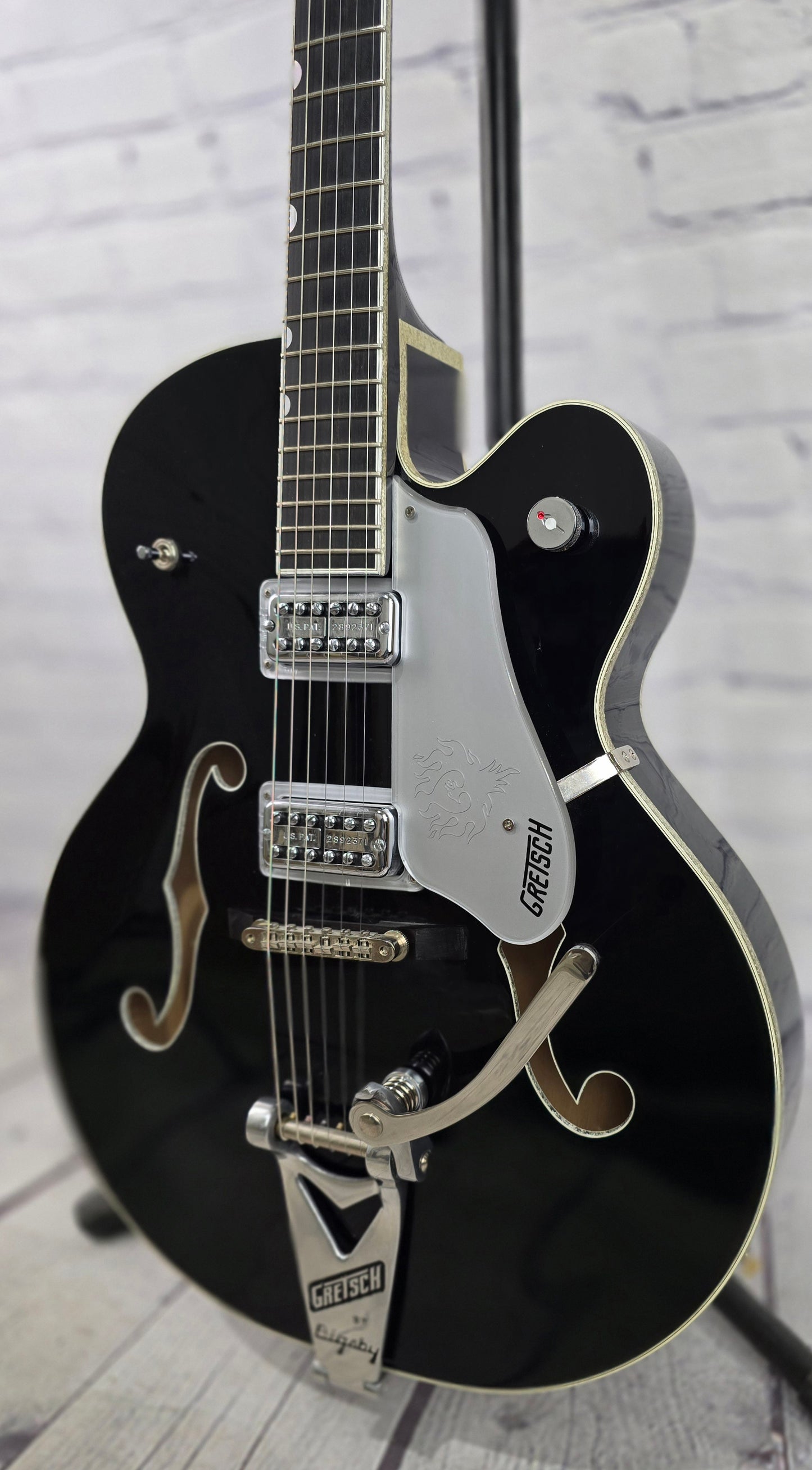 USED Gretsch G6136SLBP Brian Setzer Black Phoenix Electric Guitar Gloss Black