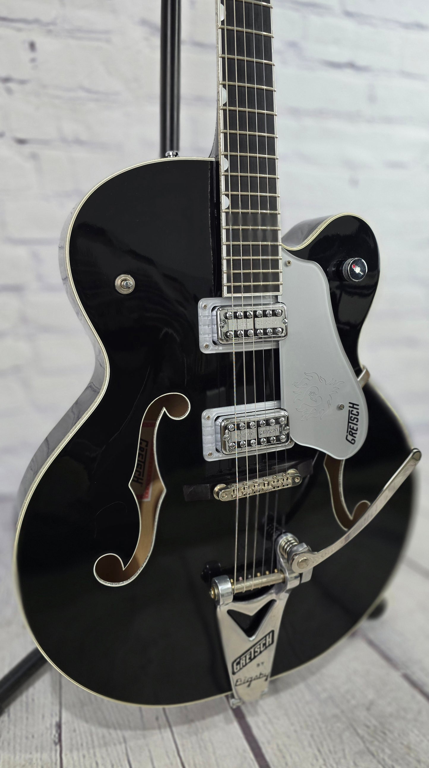USED Gretsch G6136SLBP Brian Setzer Black Phoenix Electric Guitar Gloss Black