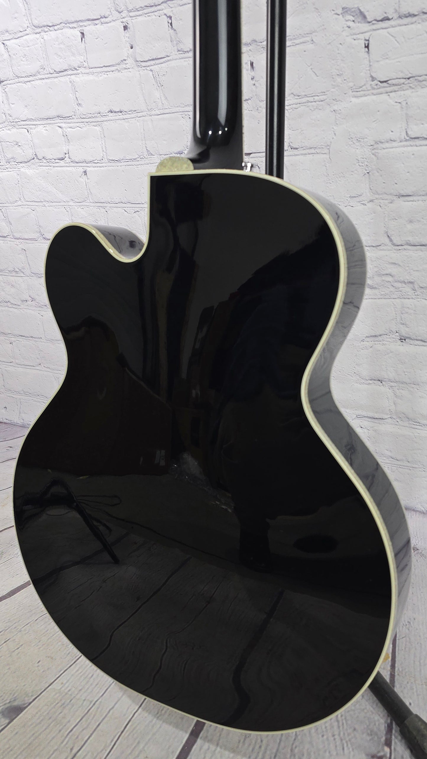 USED Gretsch G6136SLBP Brian Setzer Black Phoenix Electric Guitar Gloss Black