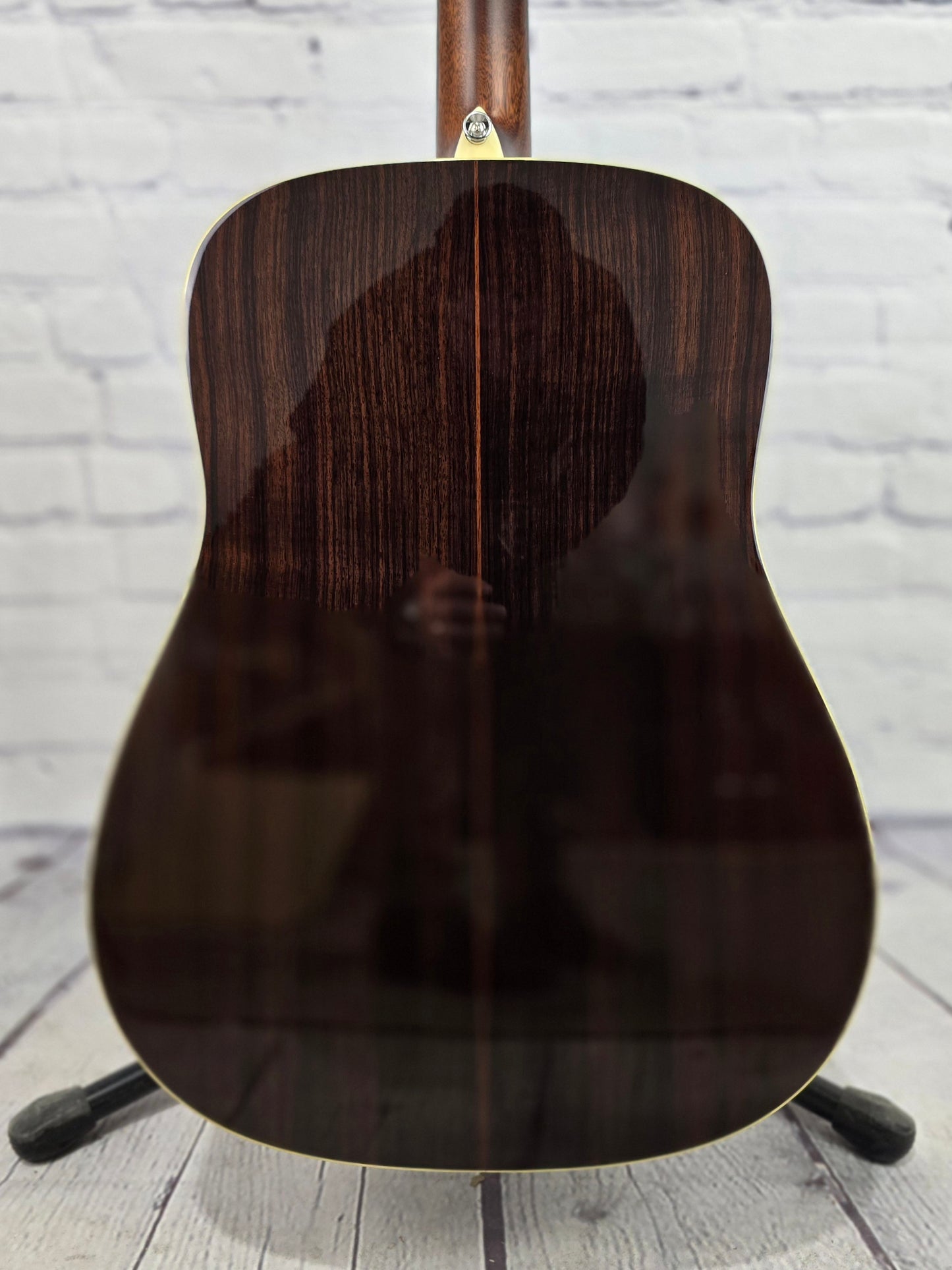 Alvarez Guitars Laureate LD70e Dreadnaught Acoustic Guitar Gloss Natural