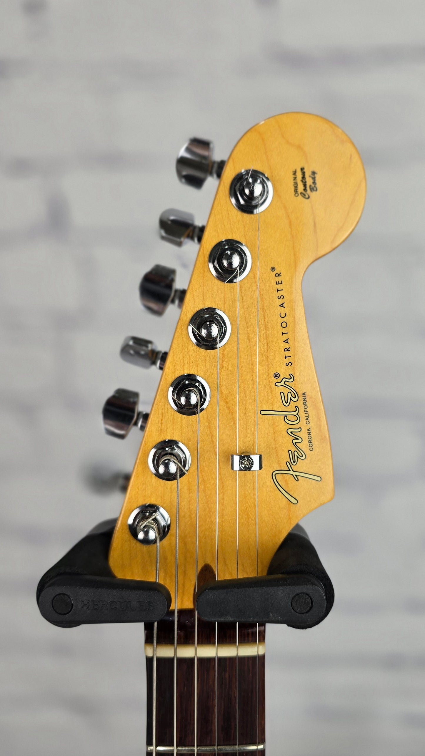 USED Fender American Professional II Stratocaster Electric Guitar Olympic White