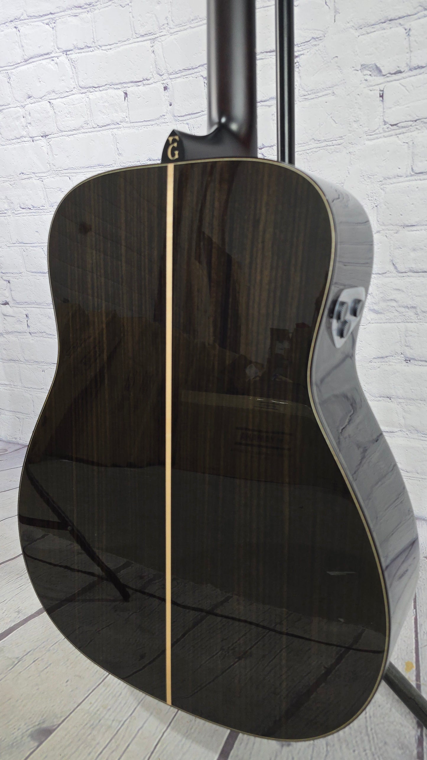 Yamaha FG9 RX Dreadnaught Acoustic Guitar Spruce Rosewood w/Atmosfeel Pickup