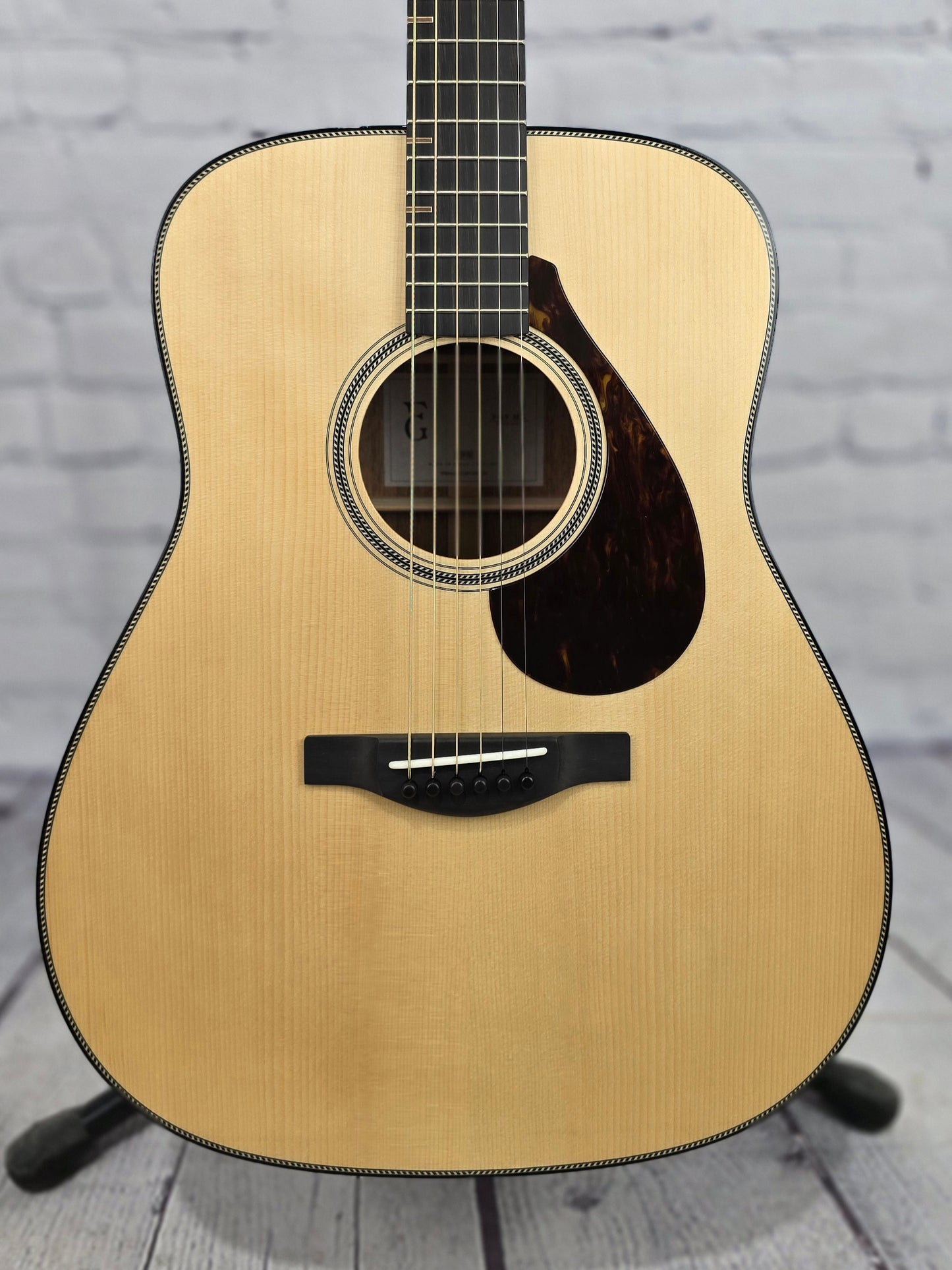 Yamaha FG9 MX Dreadnaught Acoustic Guitar Spruce Mahogany w/Atmosfeel Pickup