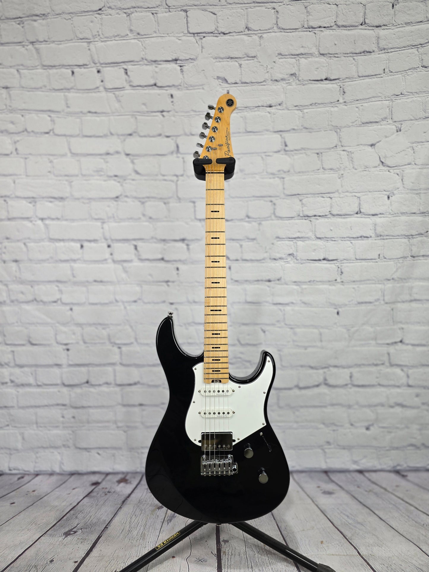 Yamaha Pacifica Professional PACP12M BM 6 String Electric Guitar Black Metallic Maple