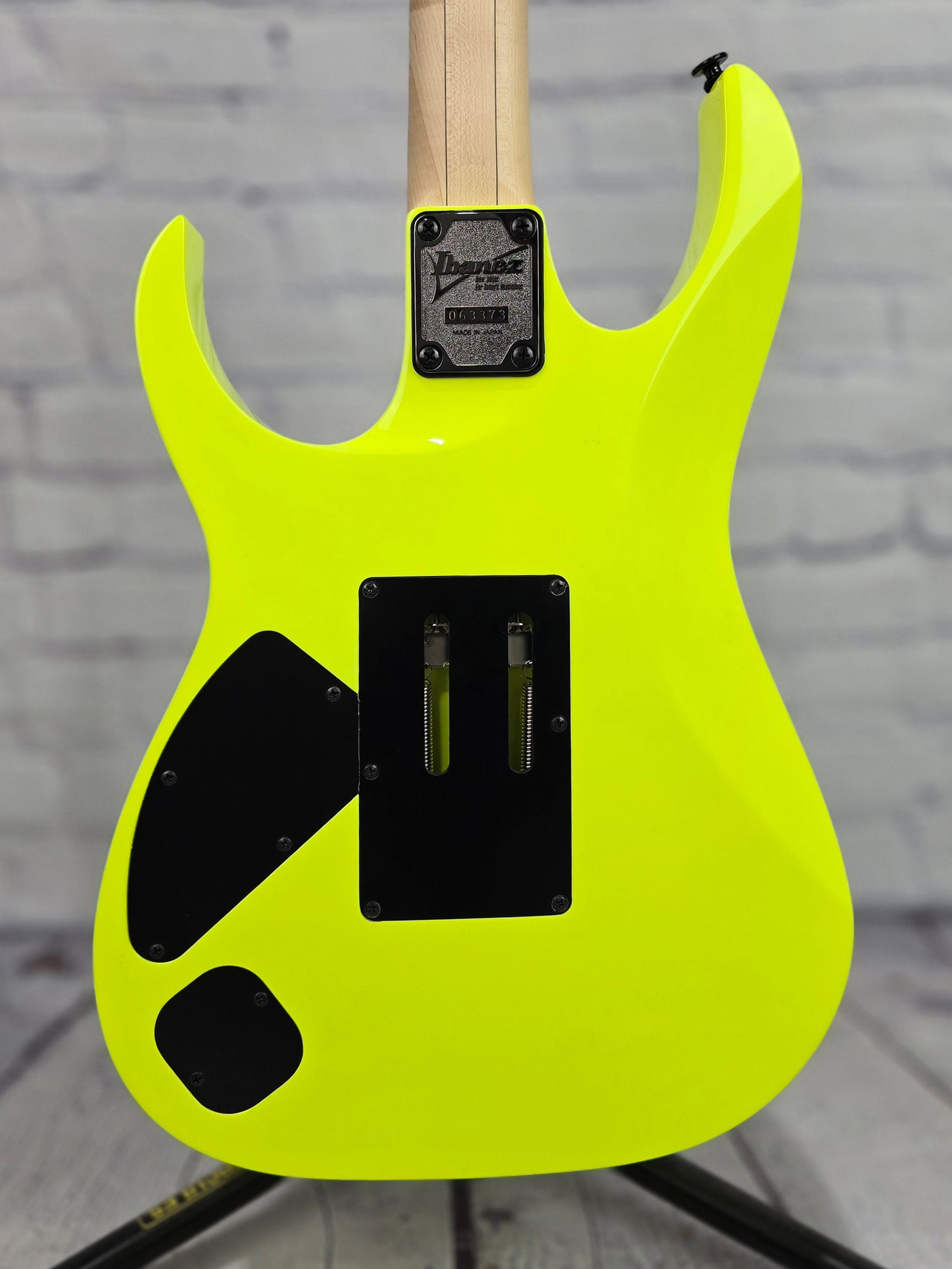 Ibanez Genesis RG565R DY 6 String Electric Guitar Desert Yellow LIMITED EDITIONe