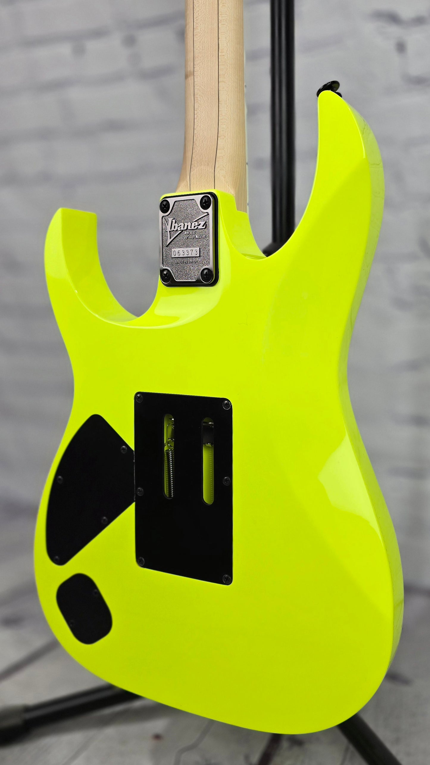 Ibanez Genesis RG565R DY 6 String Electric Guitar Desert Yellow LIMITED EDITIONe