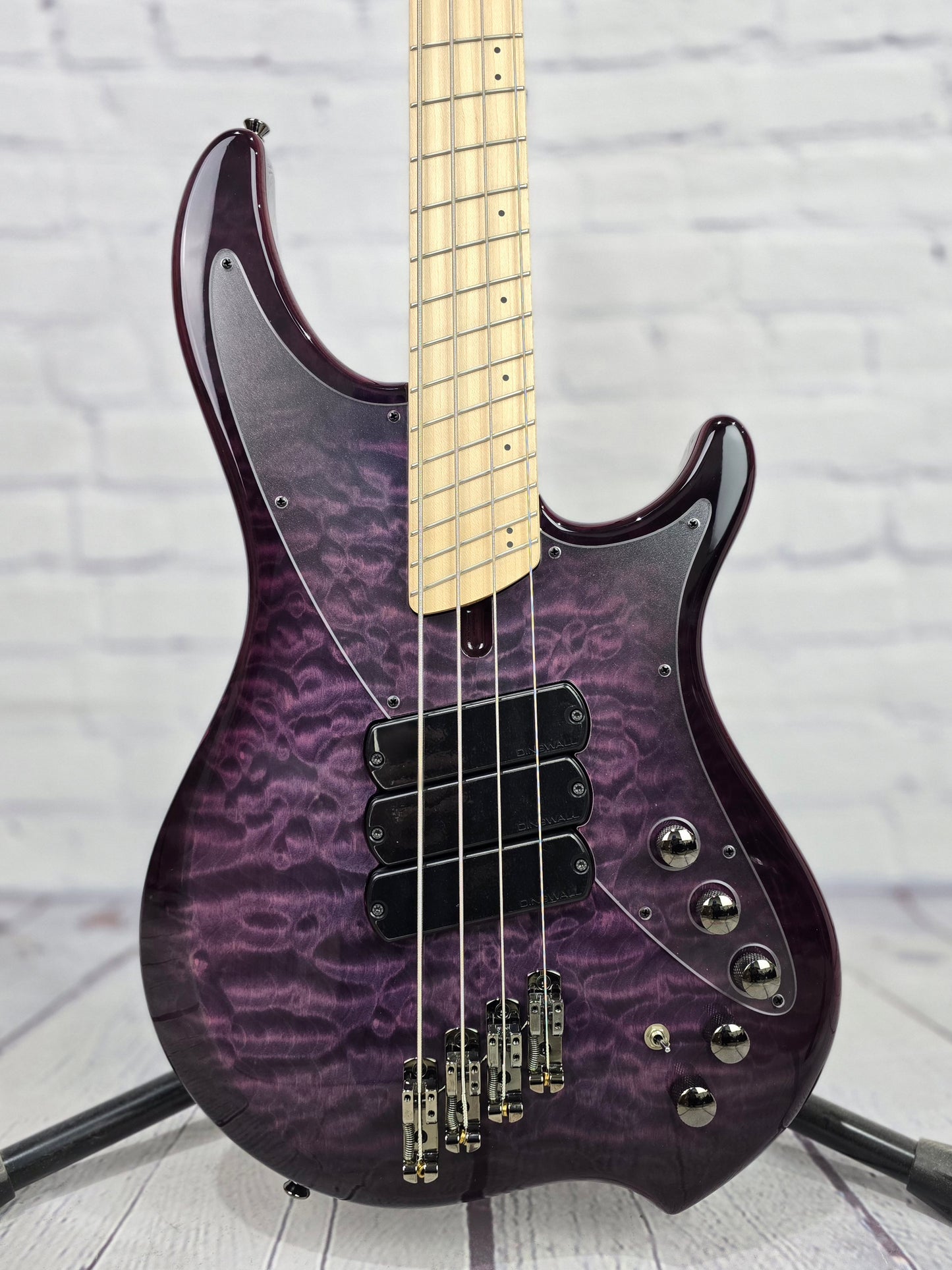 Dingwall Combustion C3 Nashville 4 String Multiscale Bass Ultra Violet Quilt