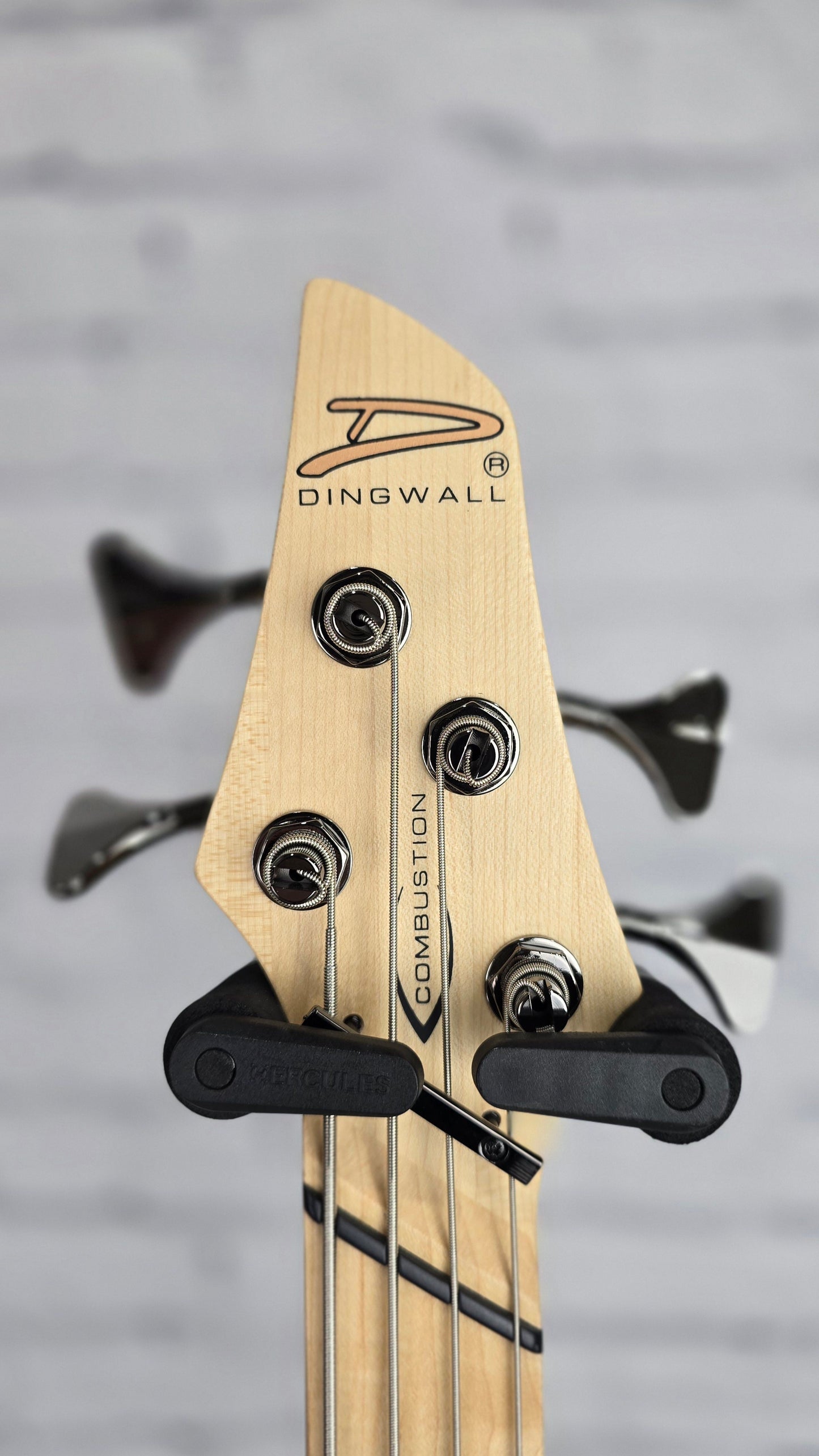 Dingwall Combustion C3 Nashville 4 String Multiscale Bass Ultra Violet Quilt