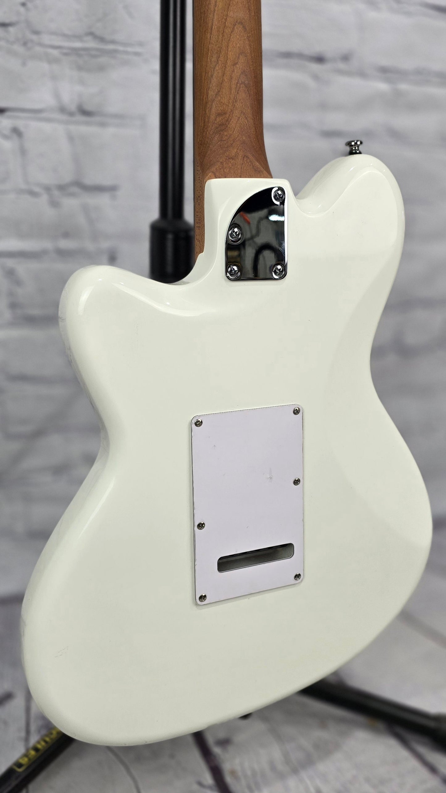 Ibanez ICHI00 VWH Ichika Nito 6 String Electric Guitar Vintage White